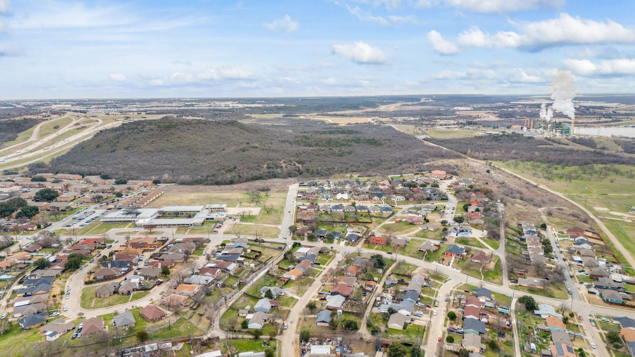main property photo 12