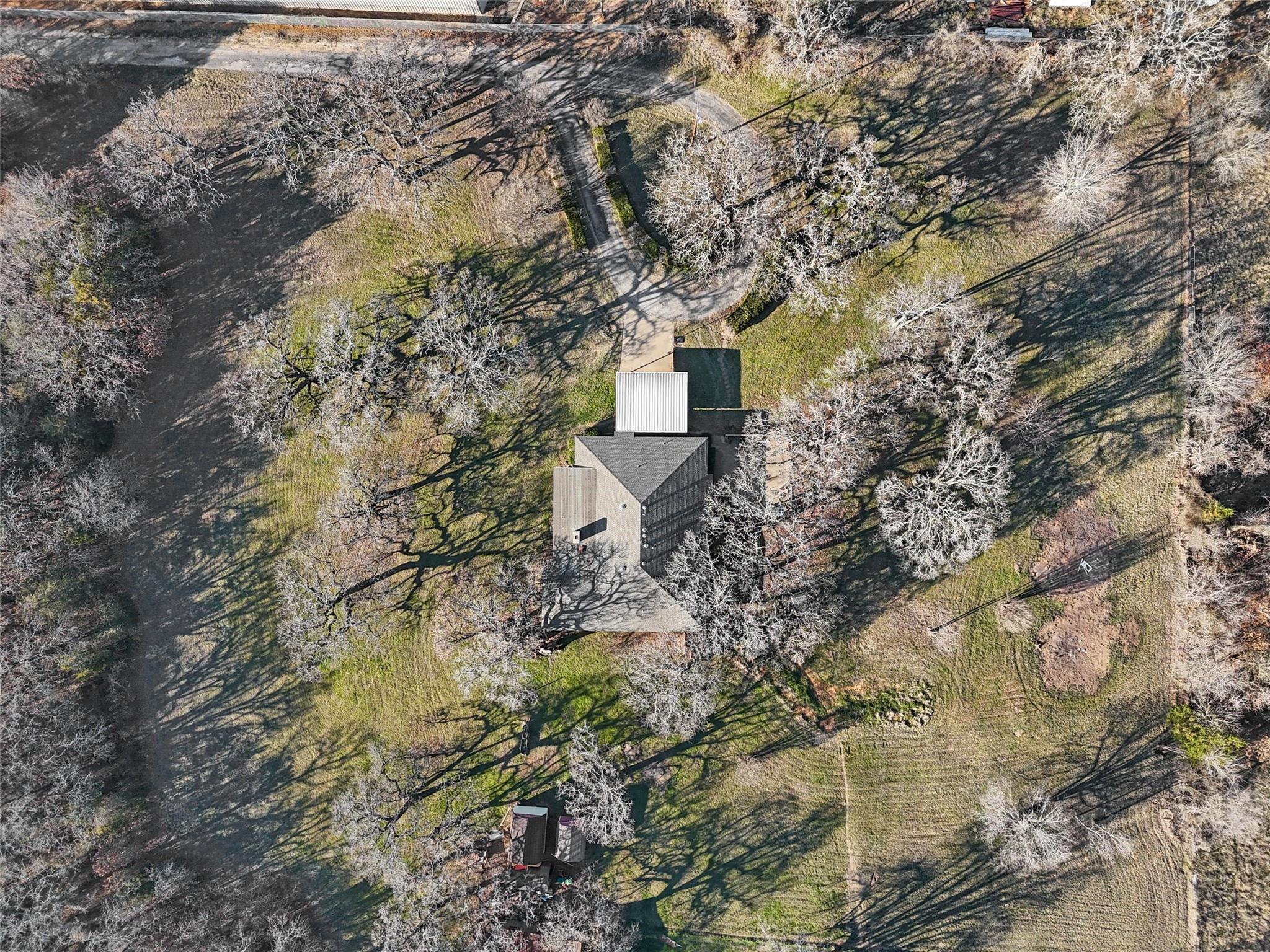 main property photo 26