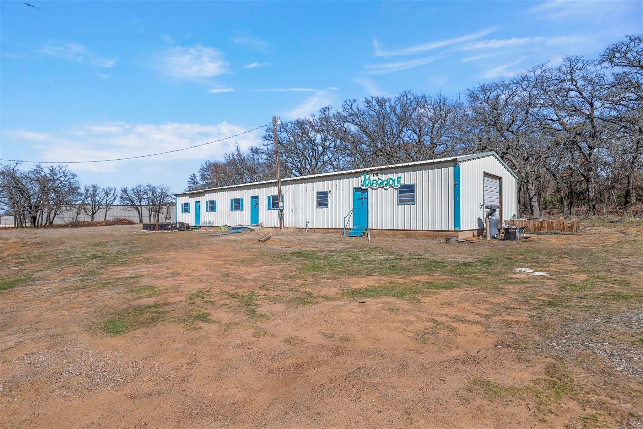 main property photo 30
