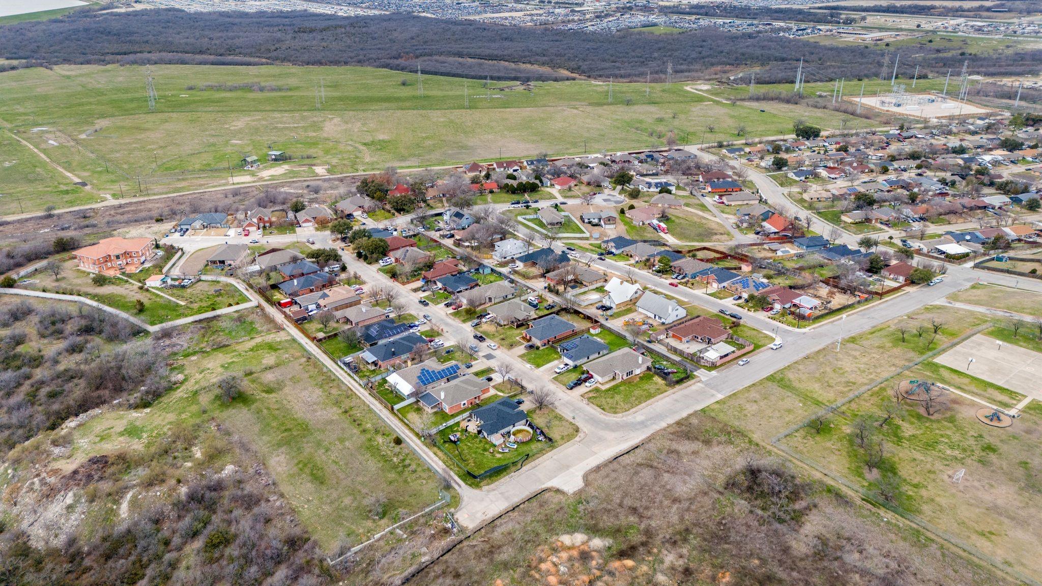 main property photo 14