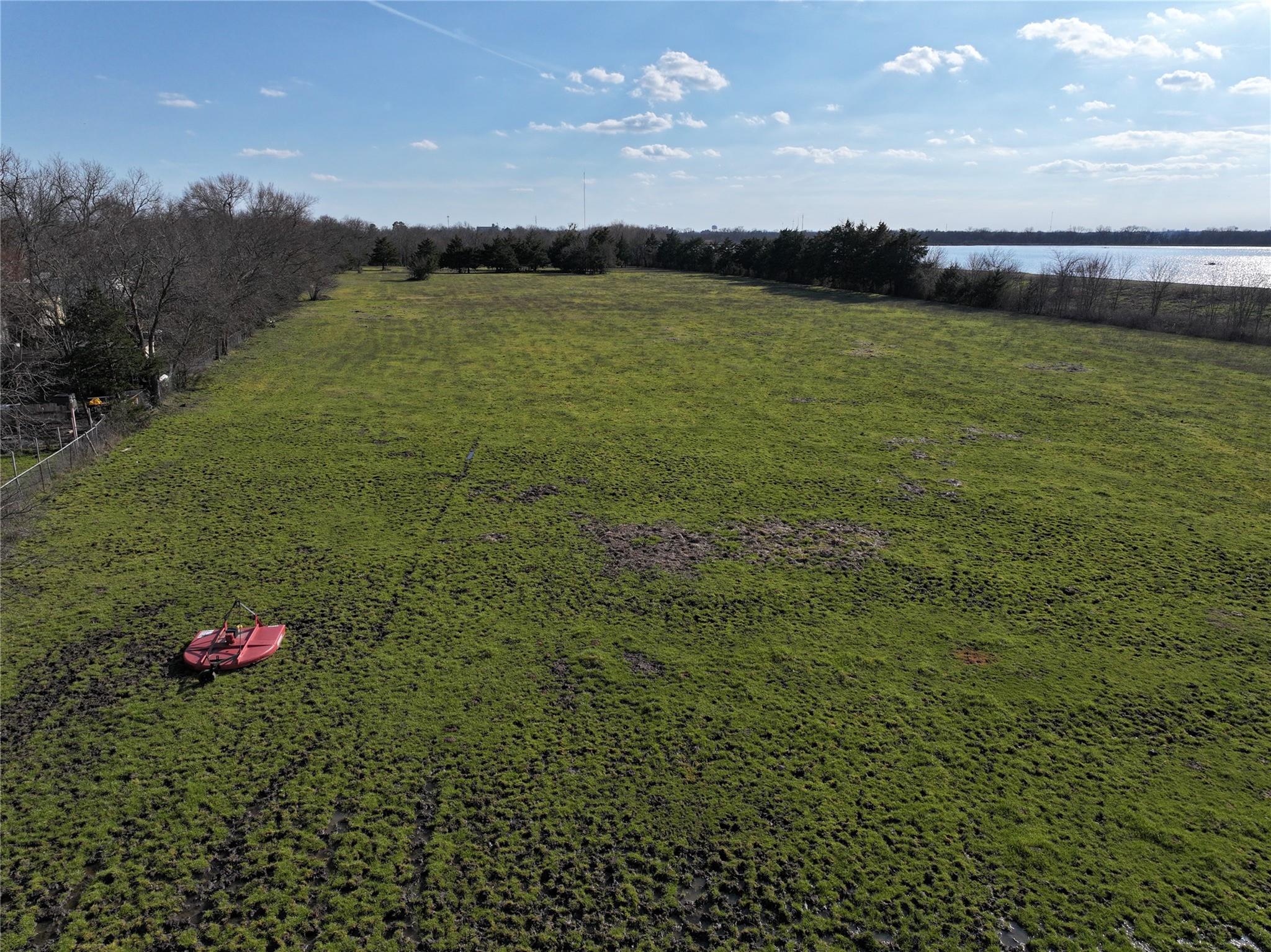 main property photo 12