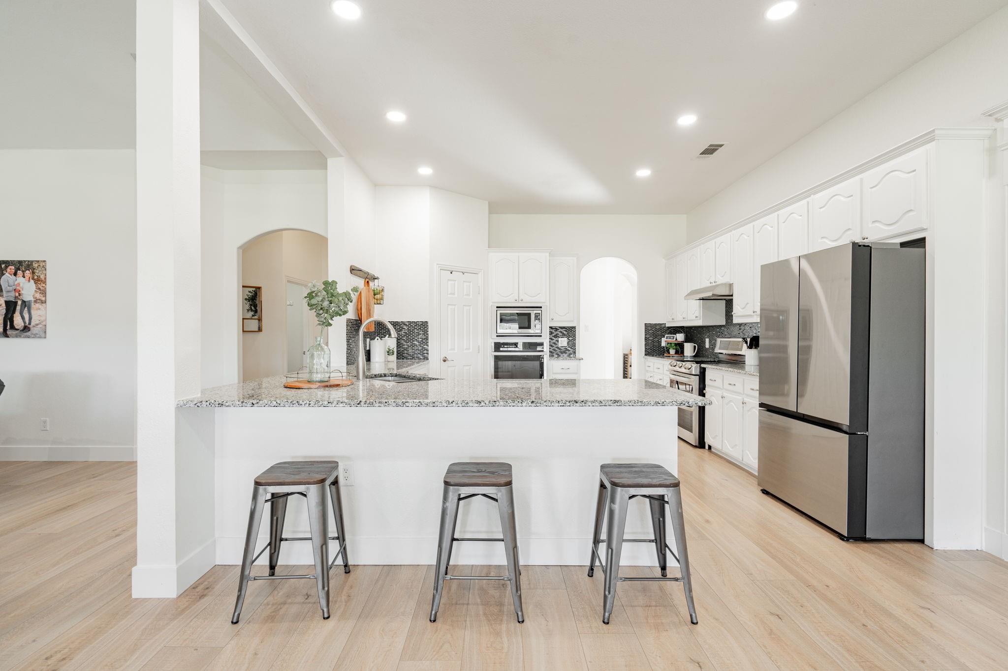 property viewer photo 16