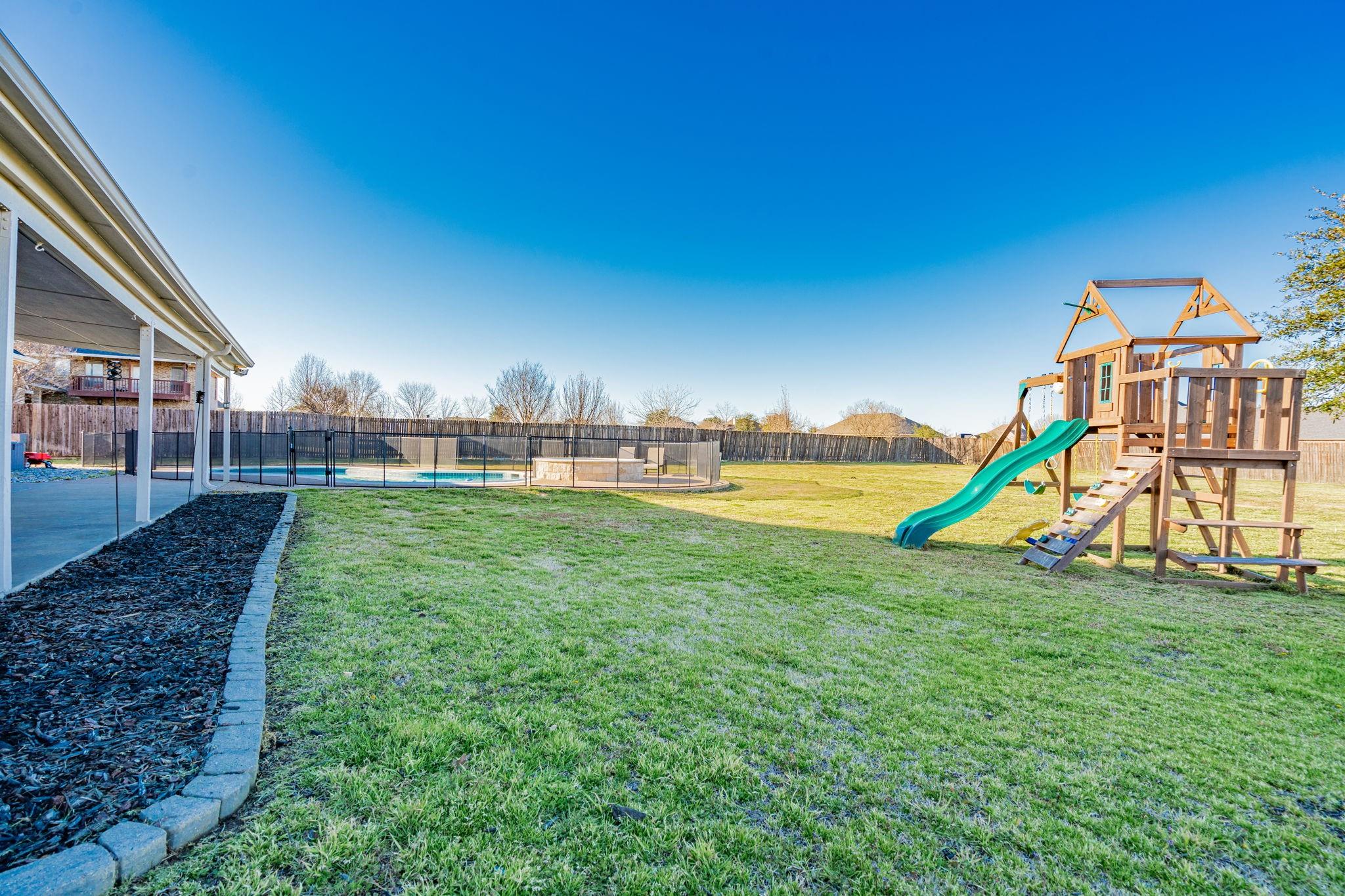 property viewer photo 36