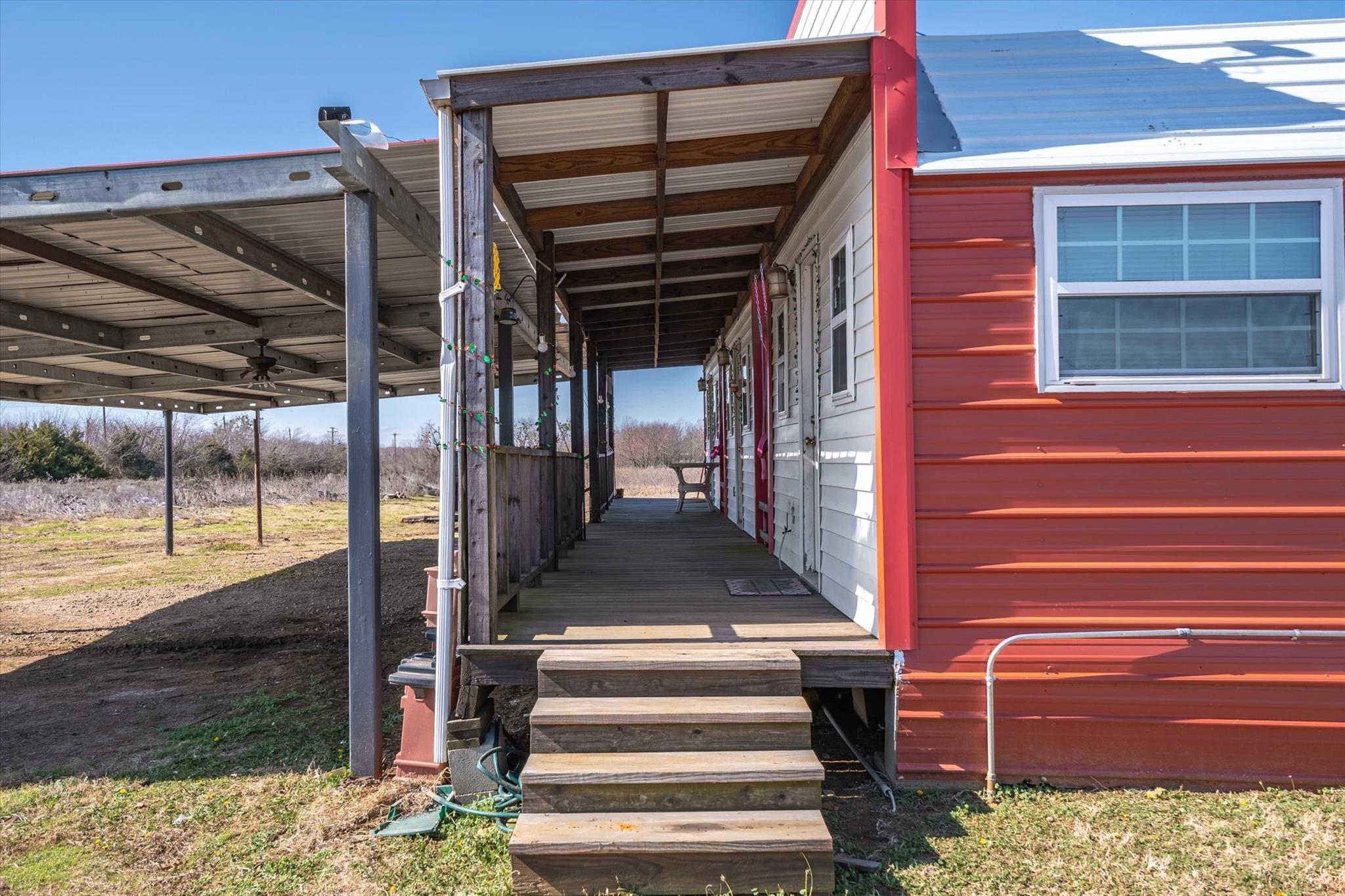 main property photo 18