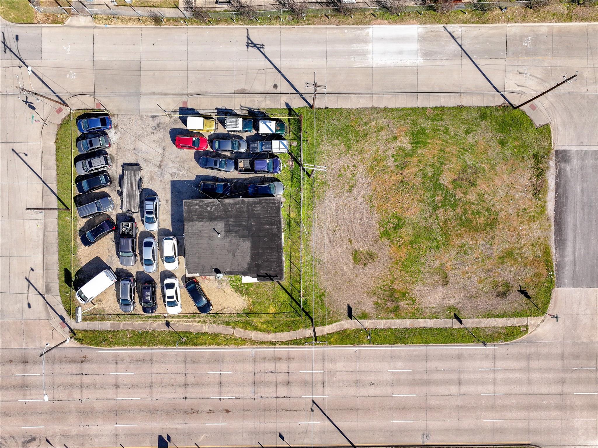 main property photo 8