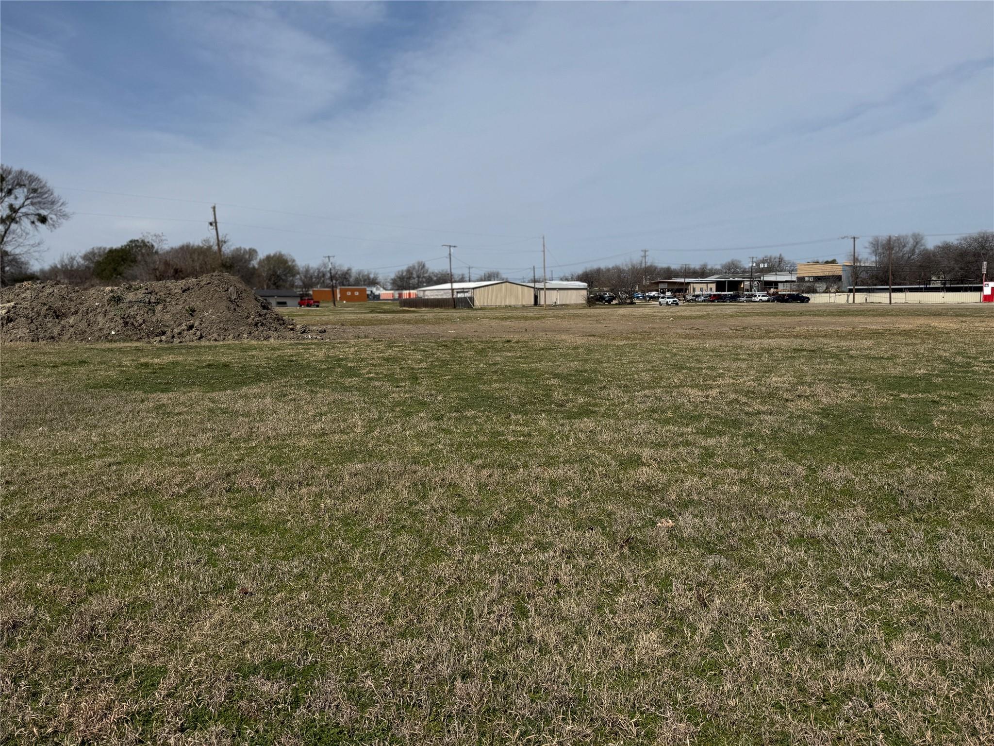 main property photo 6