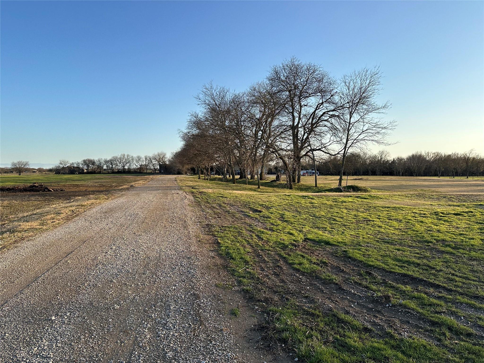 main property photo 18