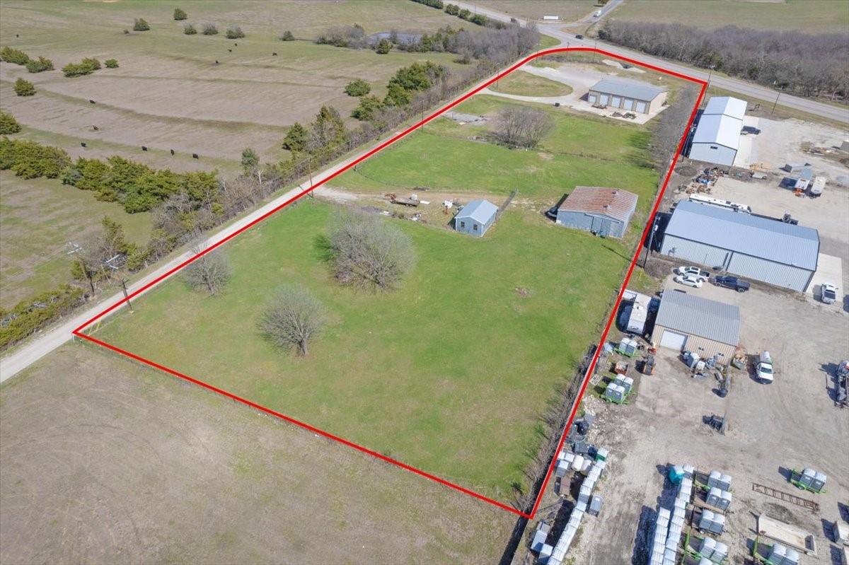 main property photo 3