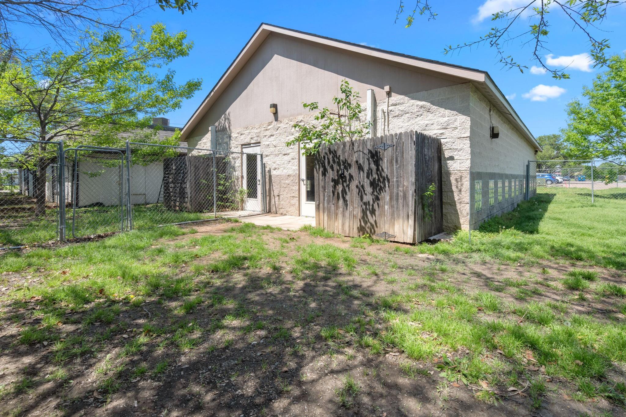 main property photo 38