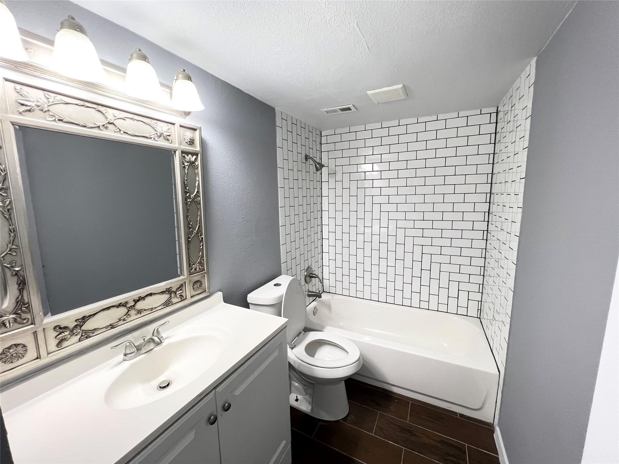 property viewer photo 10