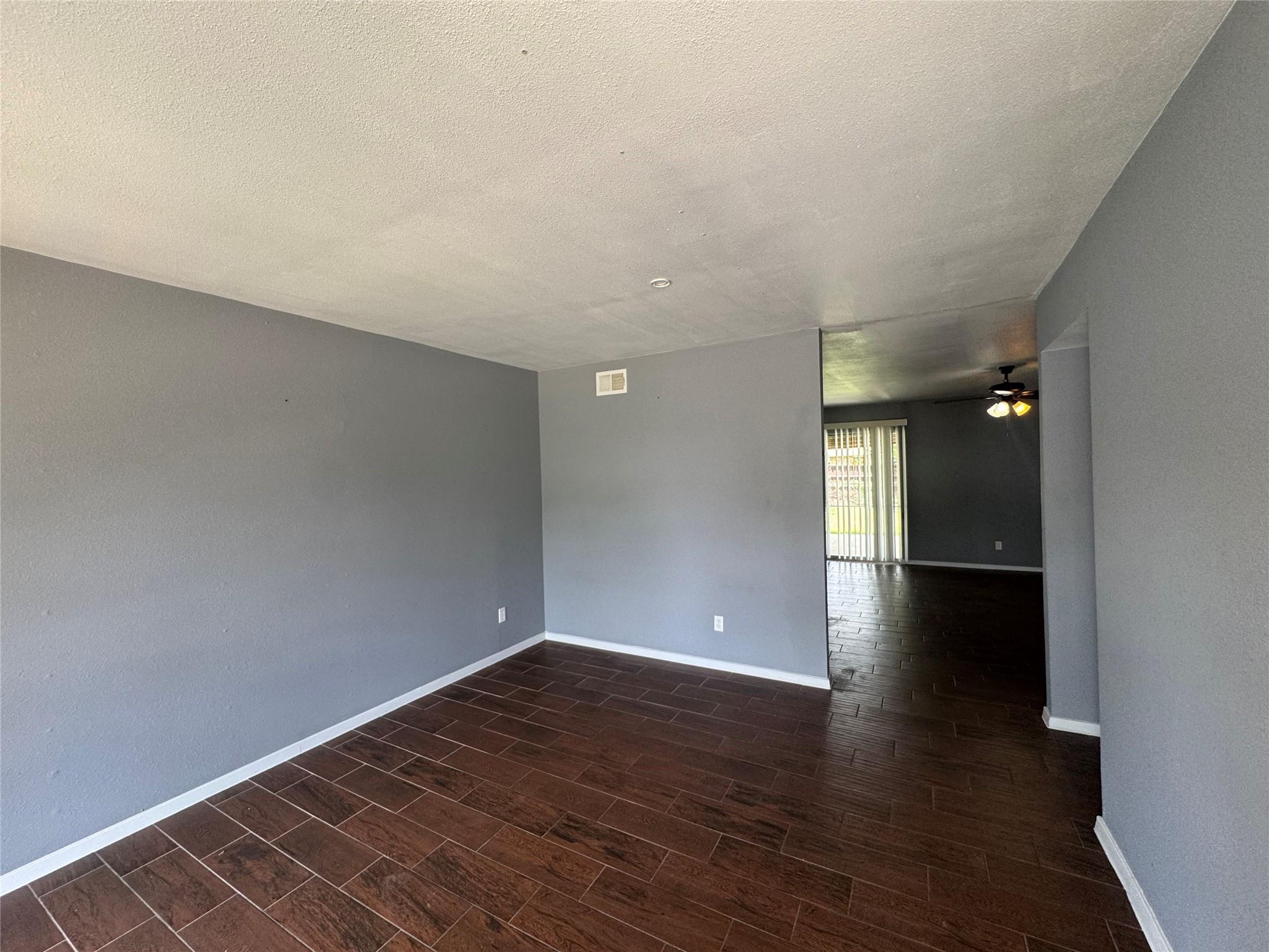 property viewer photo 13