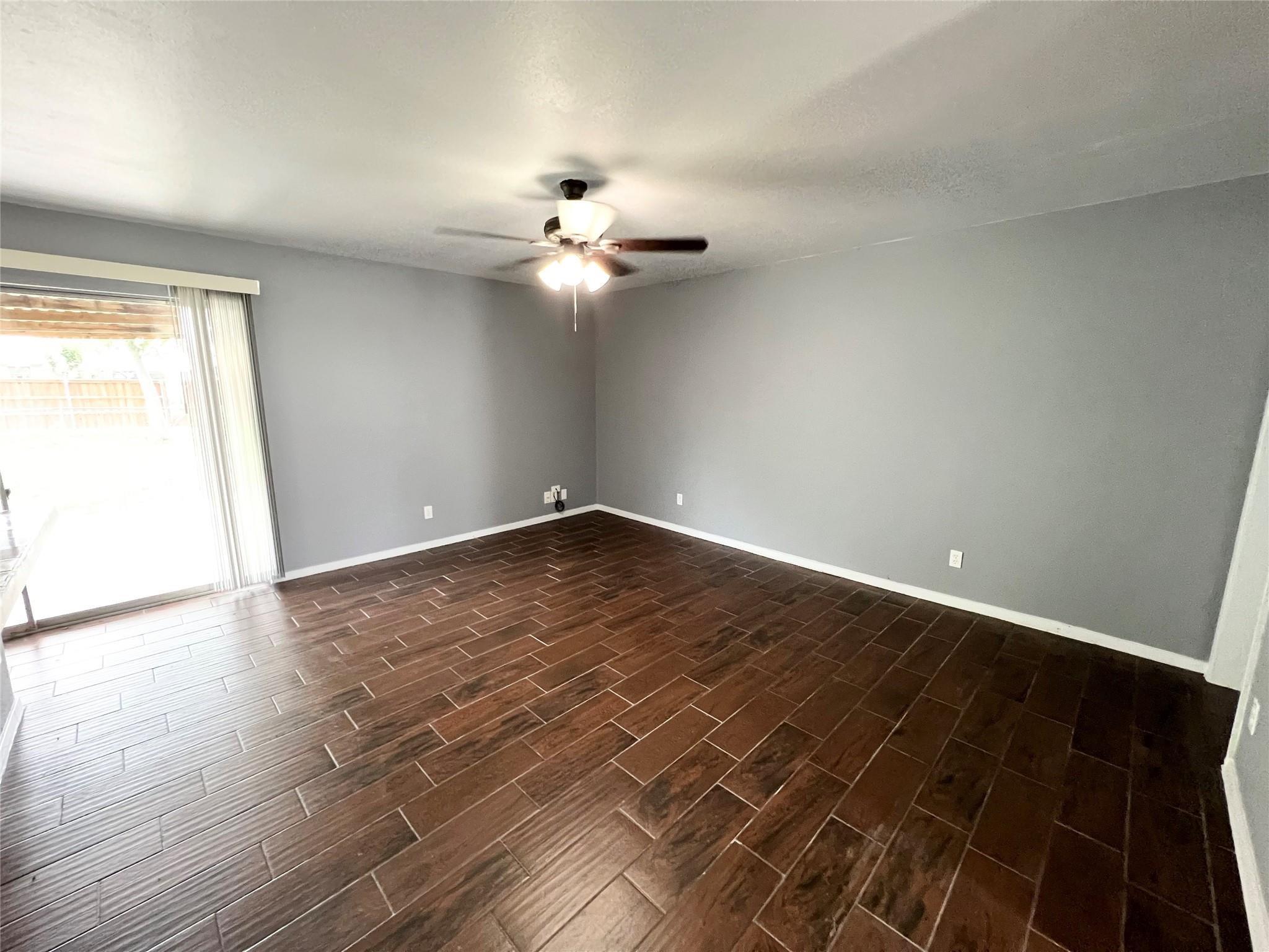 property viewer photo 5