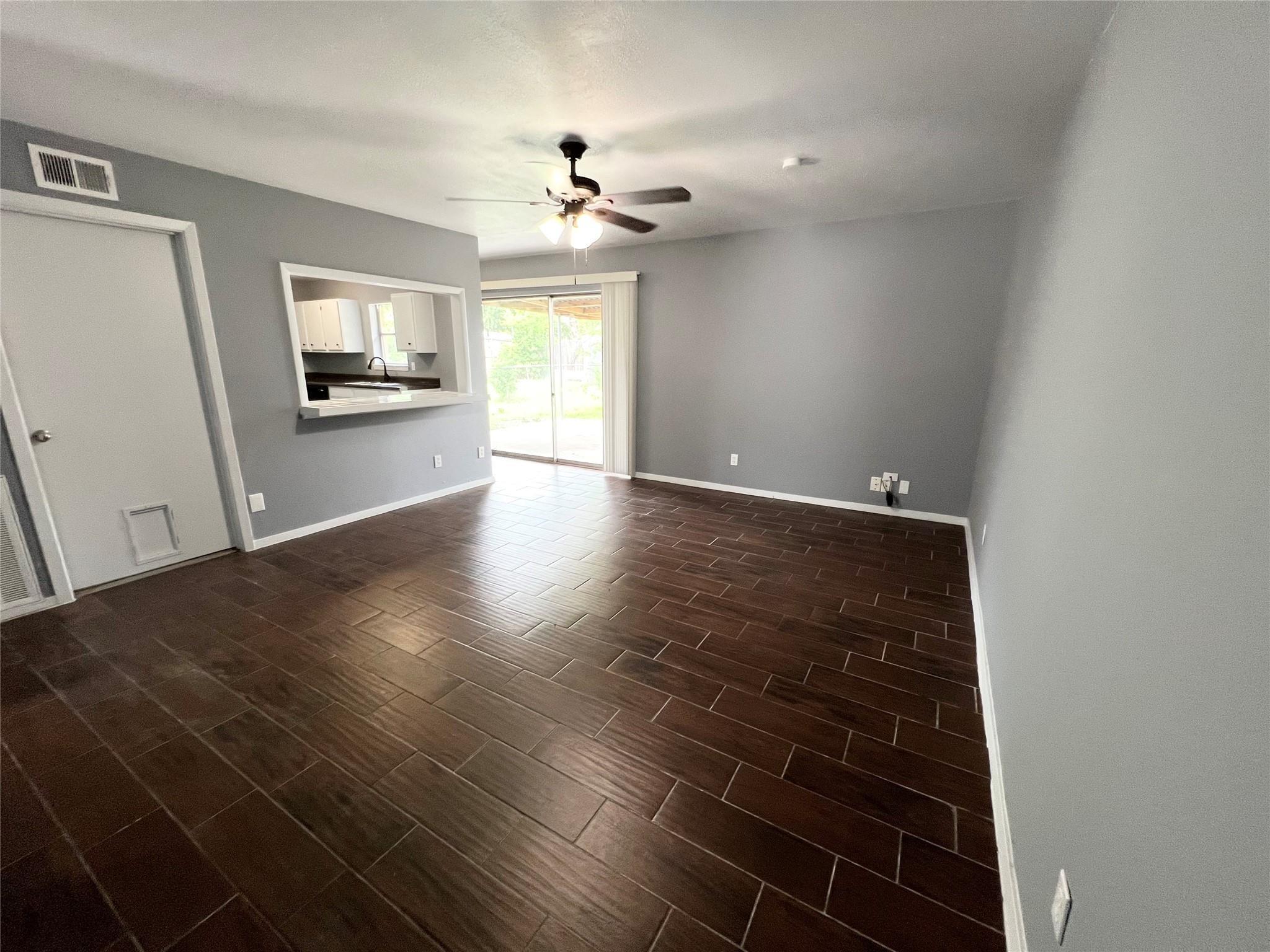 property viewer photo 8