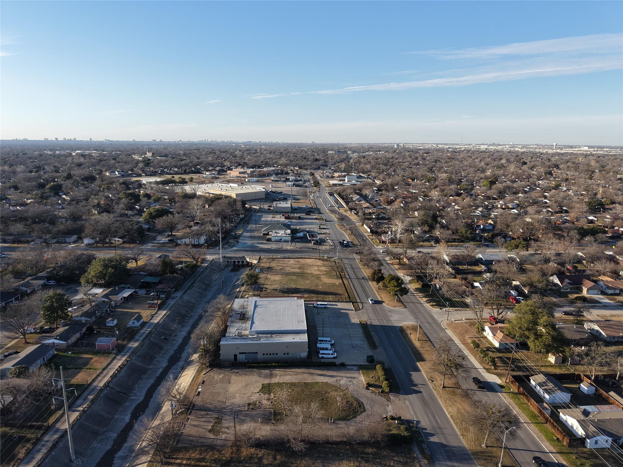 main property photo 3