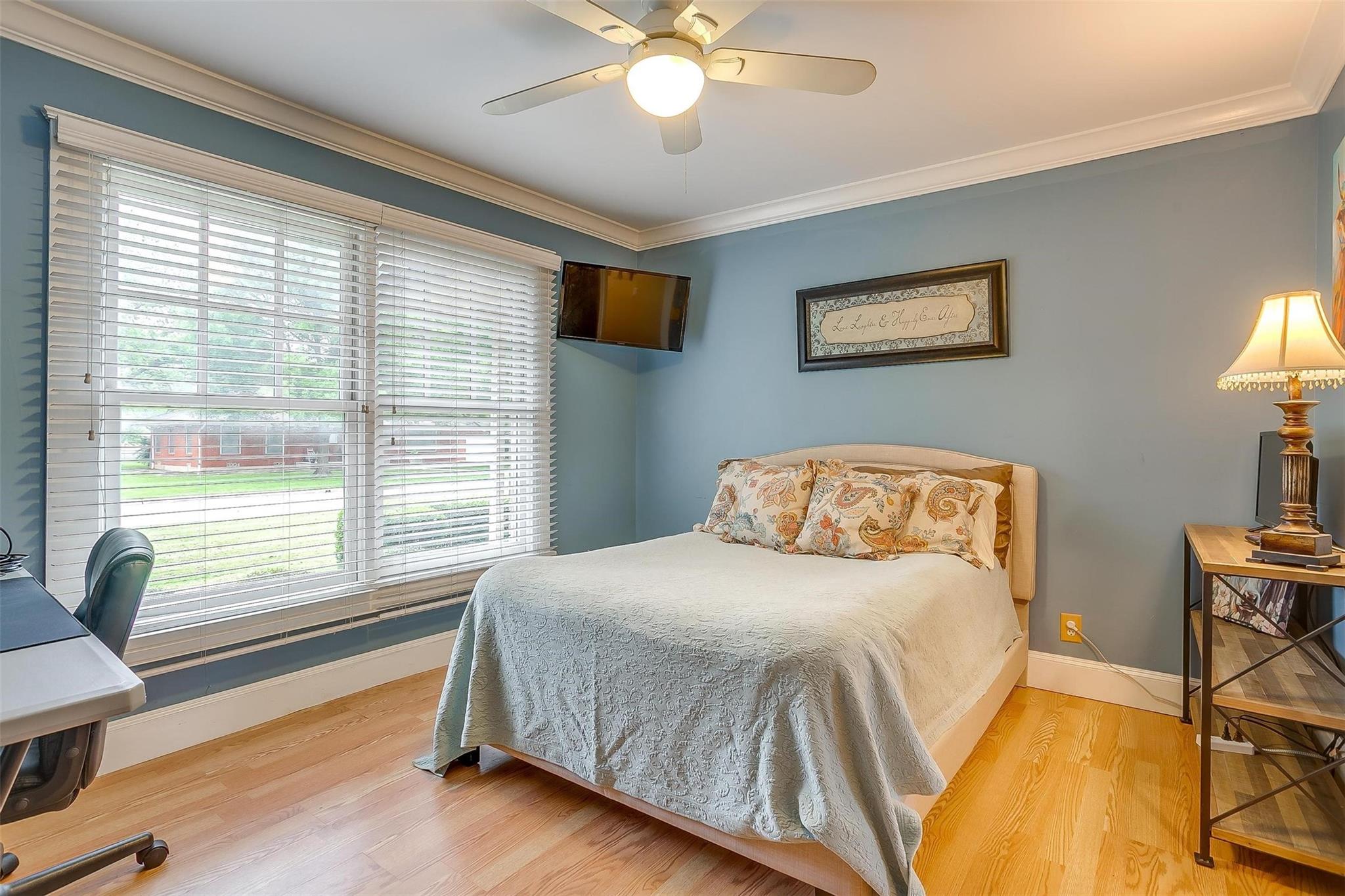 property viewer photo 19