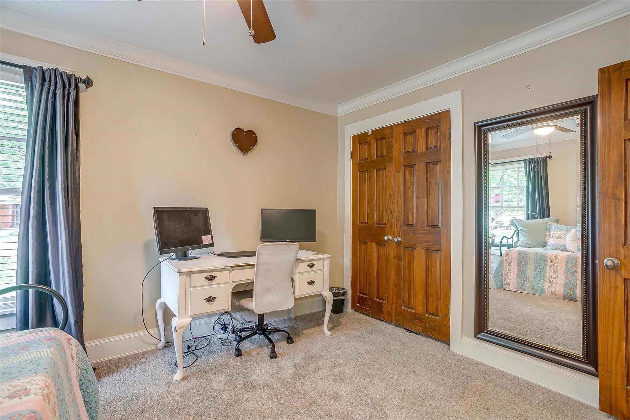 property viewer photo 26