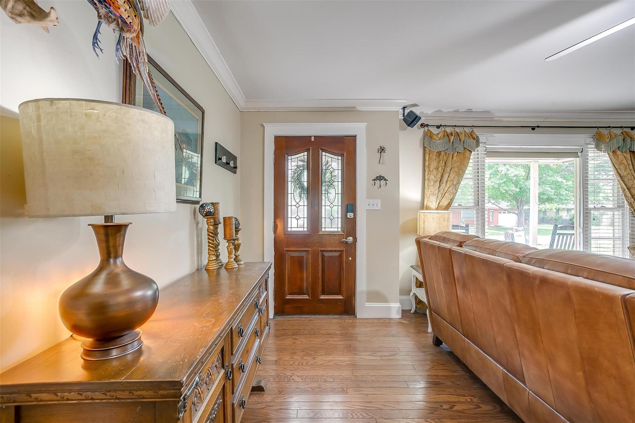 property viewer photo 4