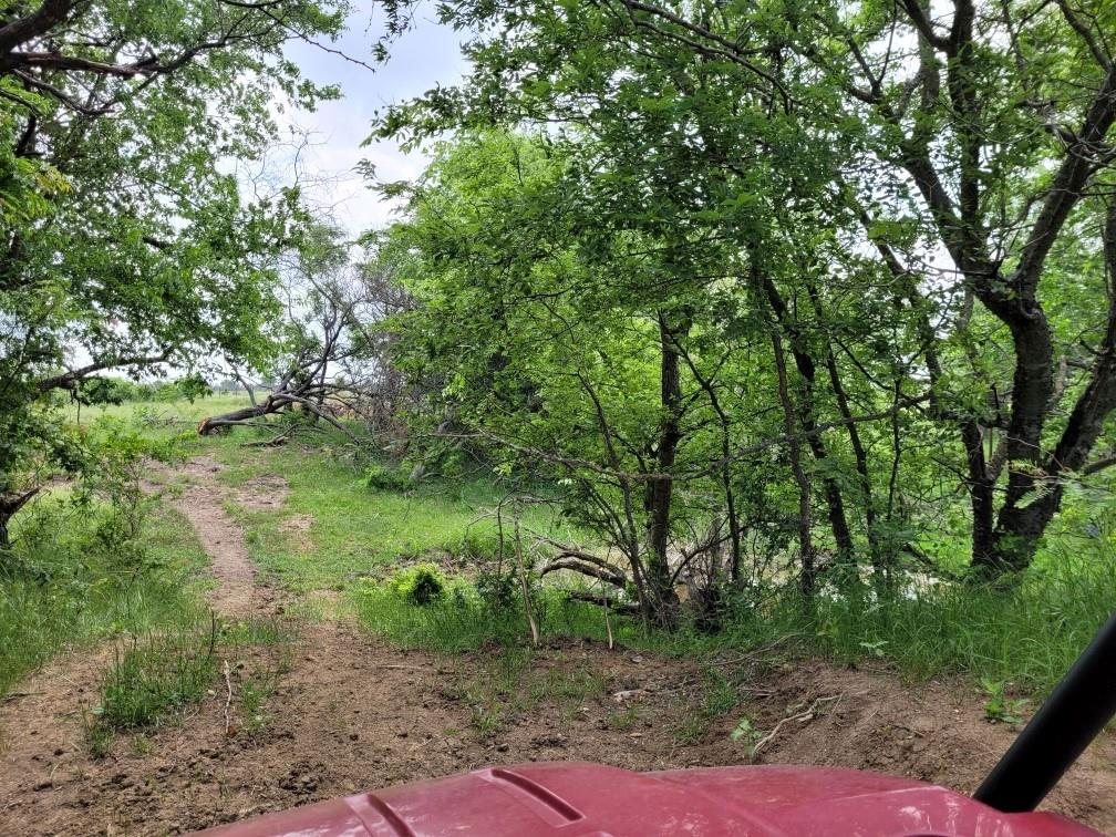 main property photo 16
