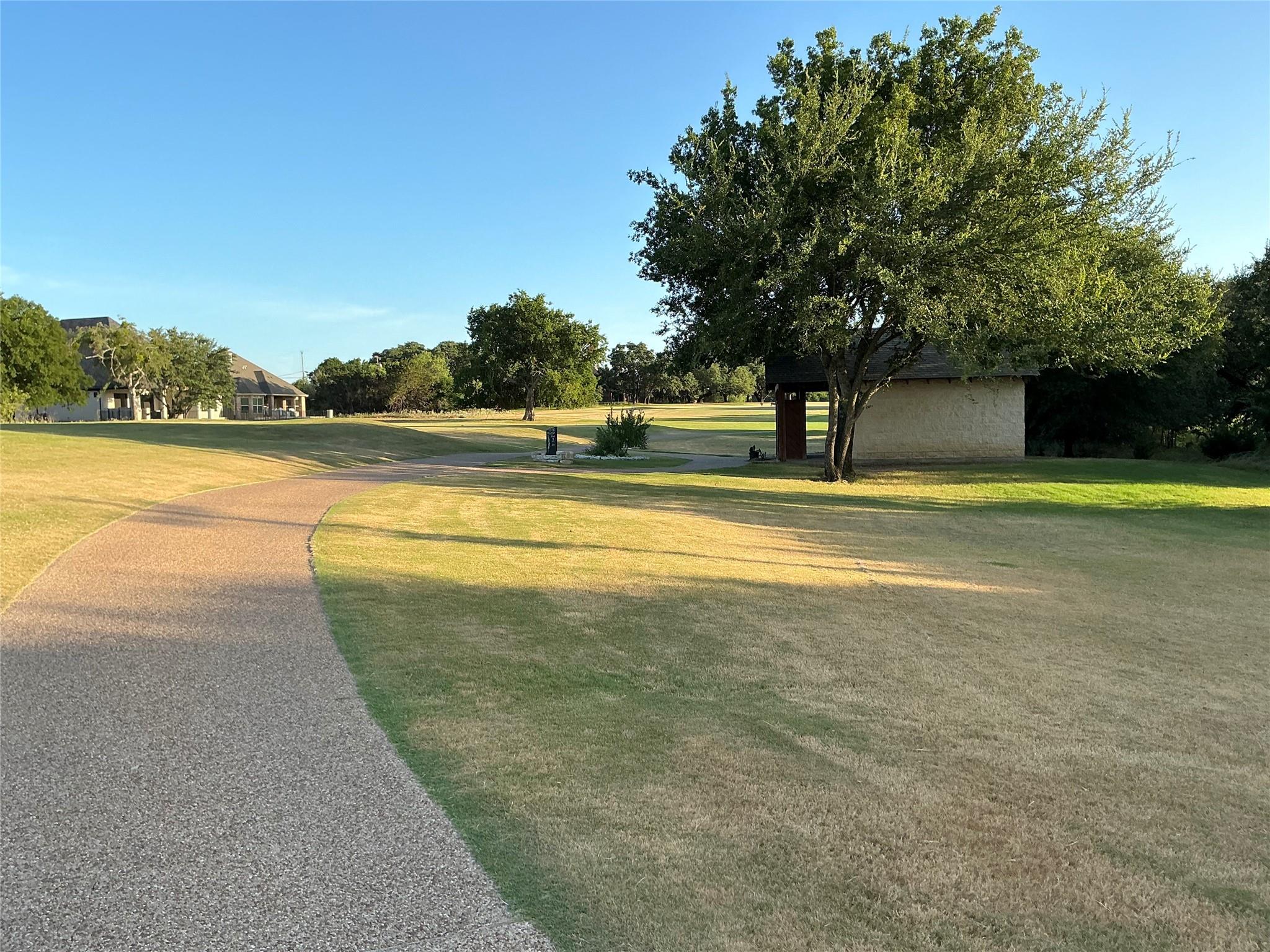 main property photo 16