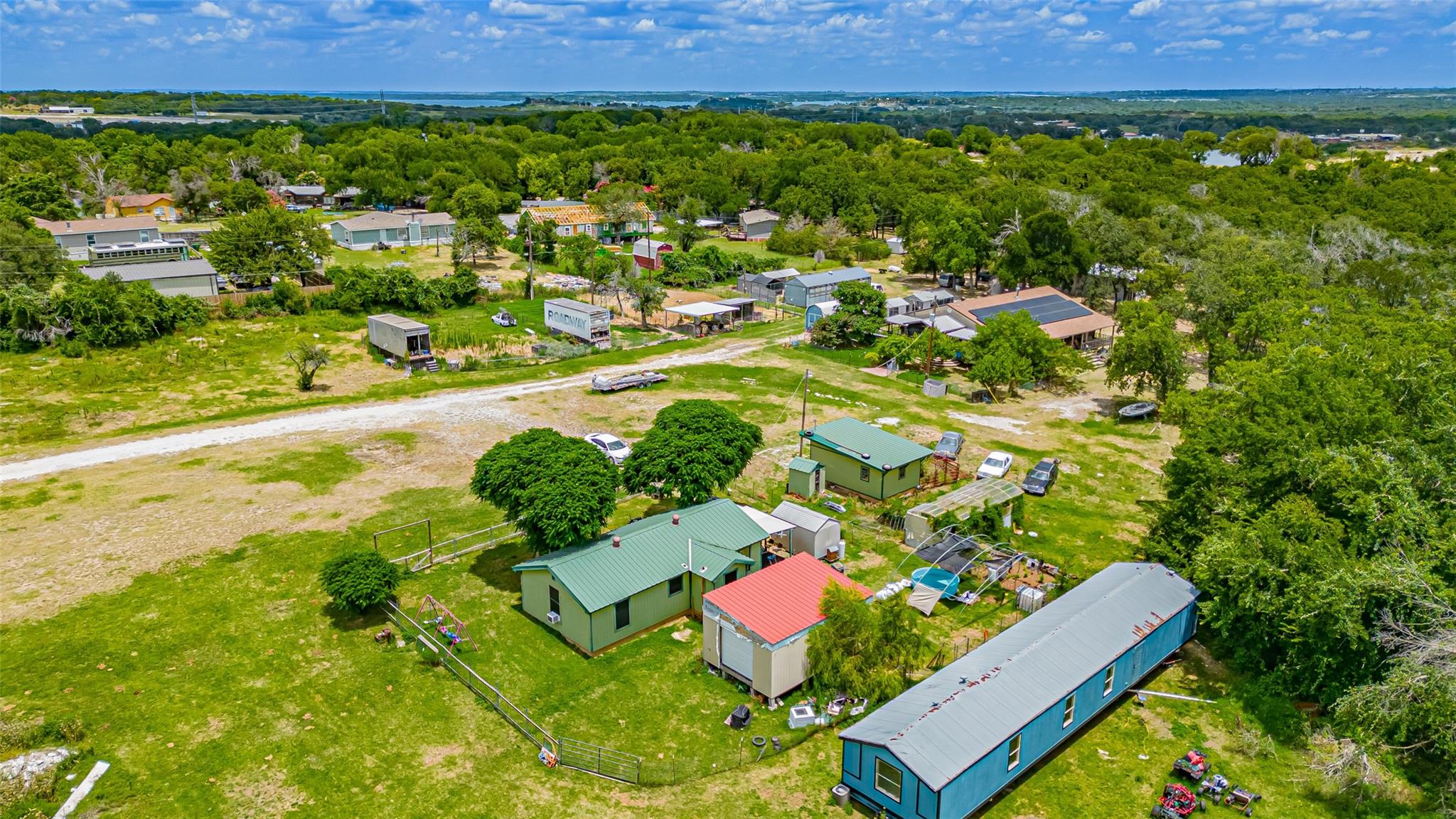 main property photo 19