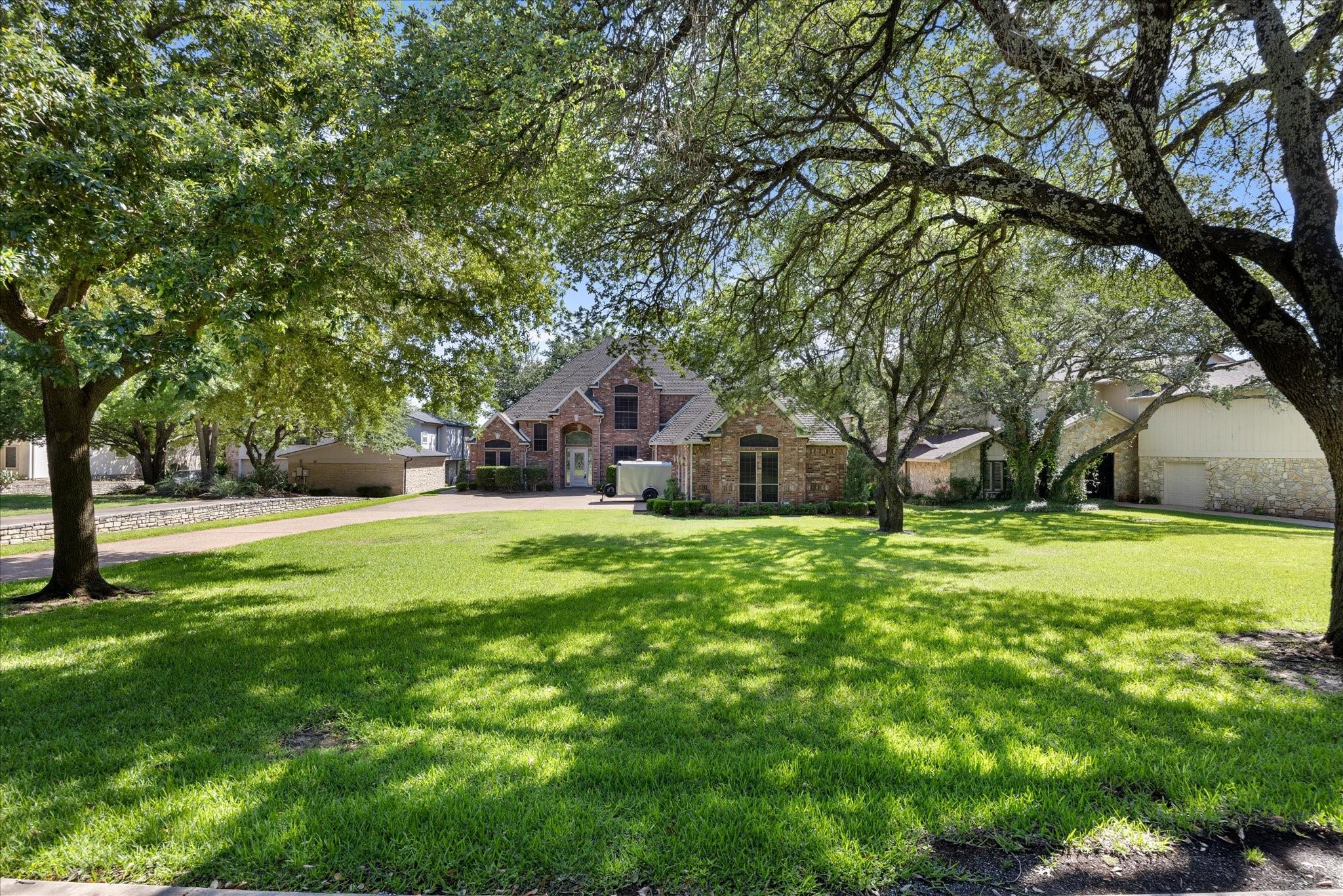main property photo 32