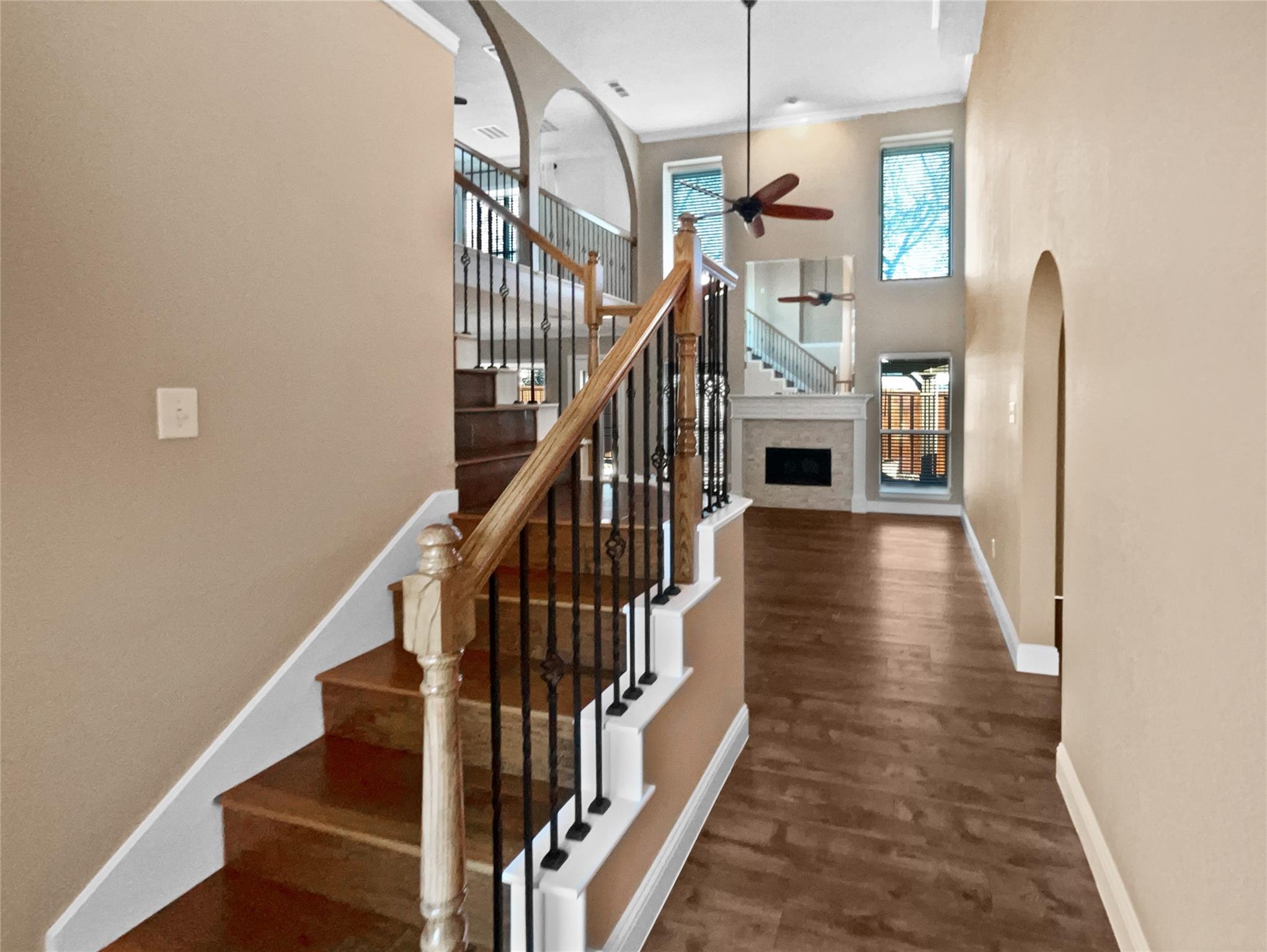 property viewer photo 9