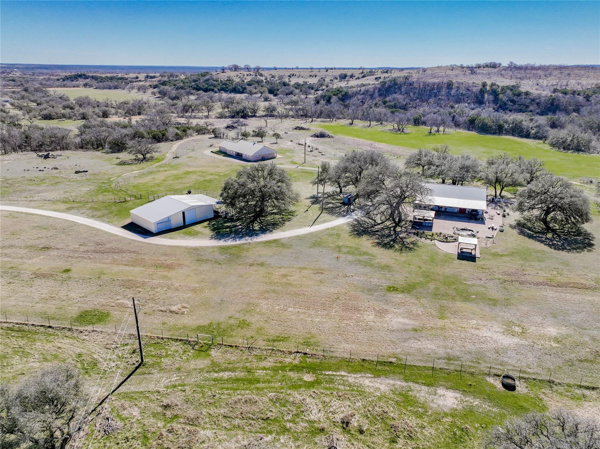 main property photo 9