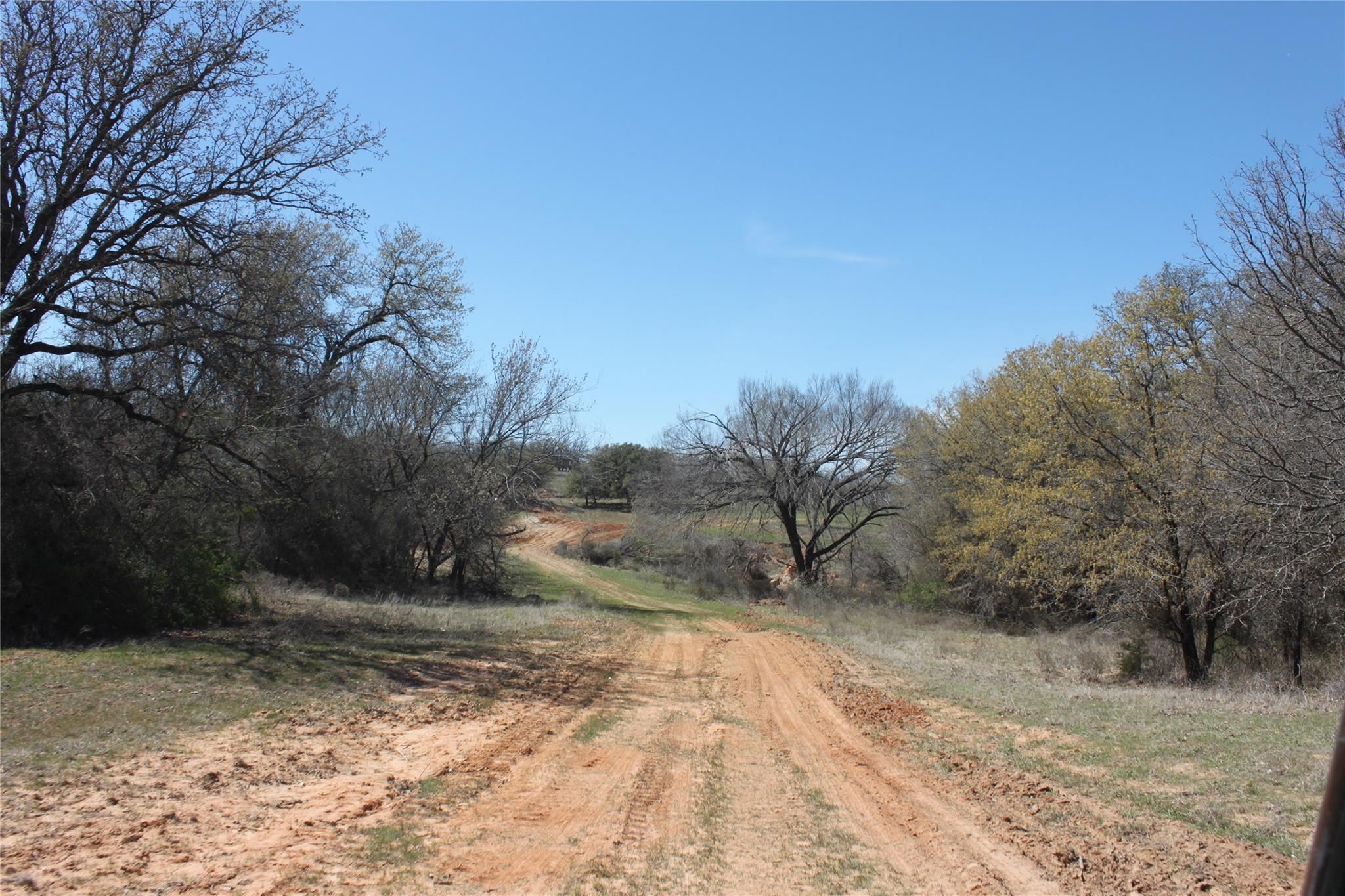 main property photo 11