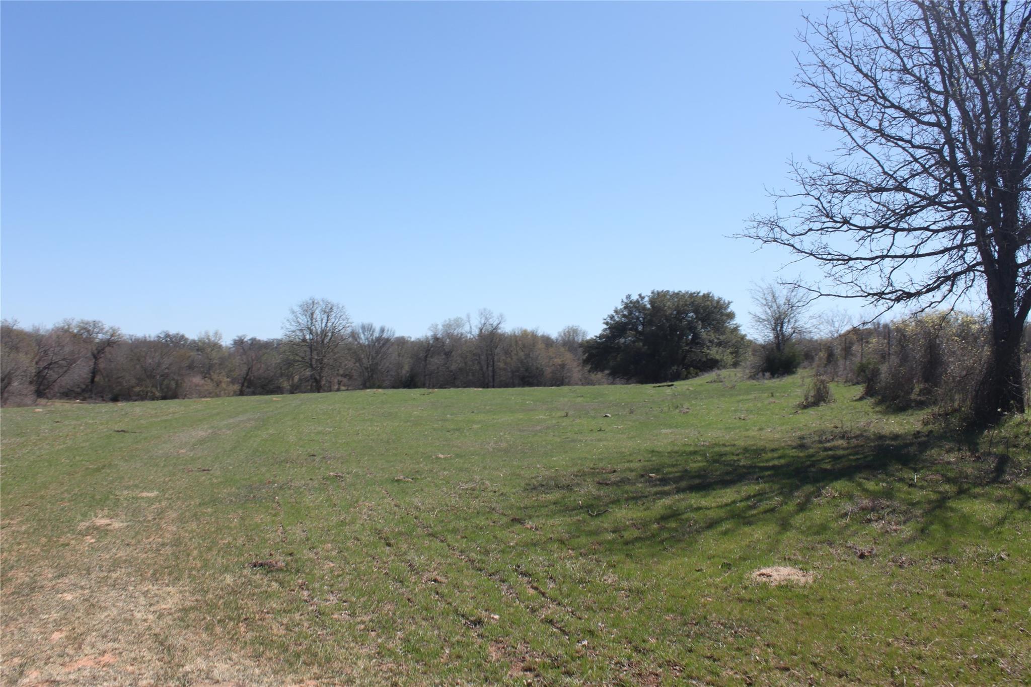 main property photo 18