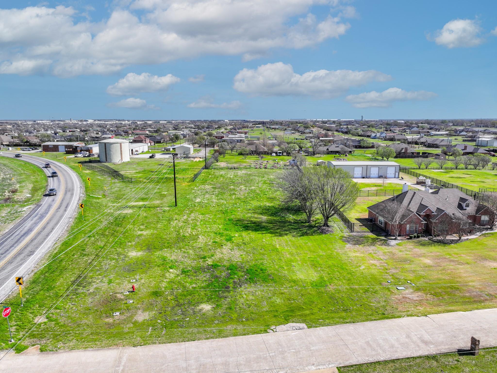 main property photo 13