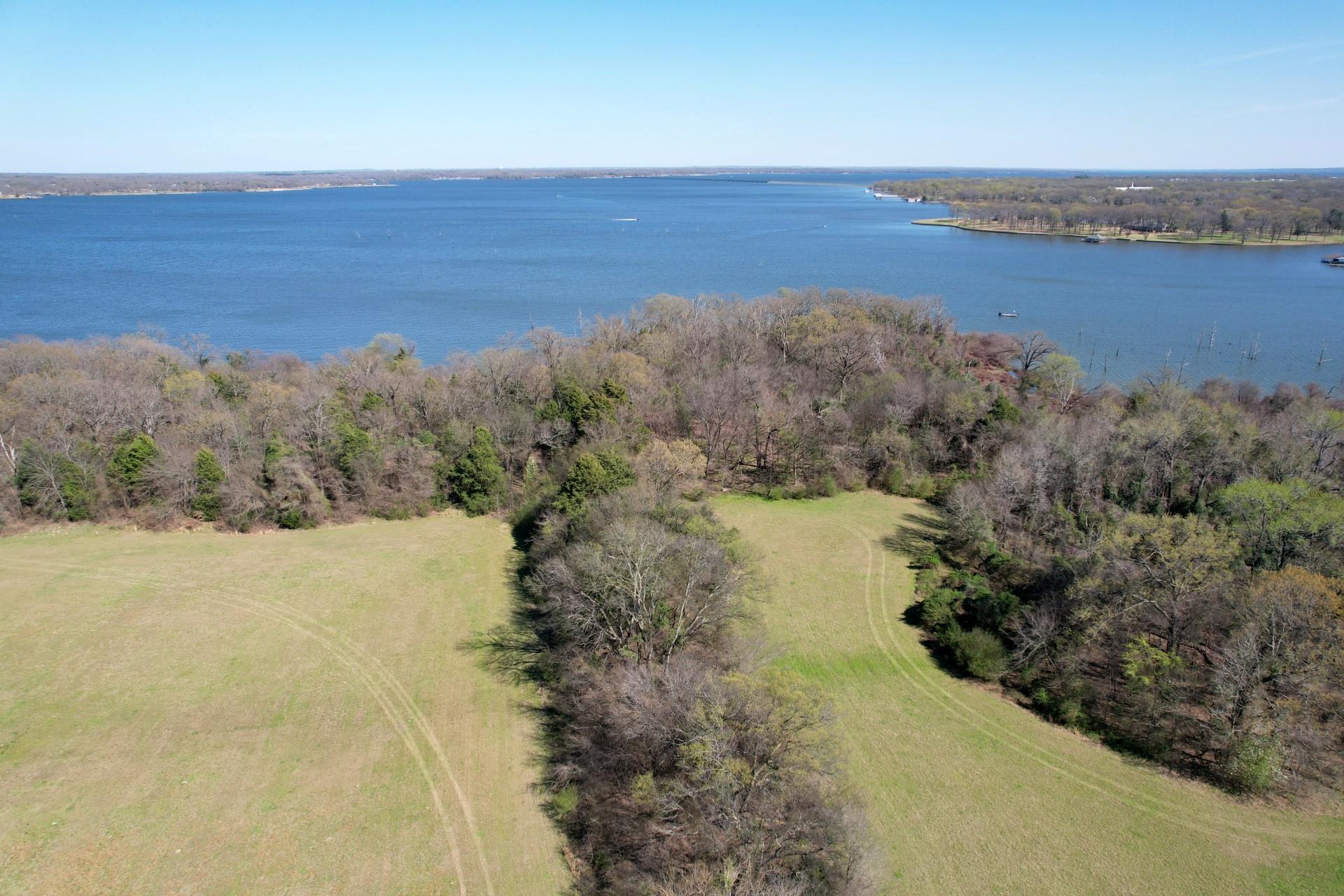 main property photo 16