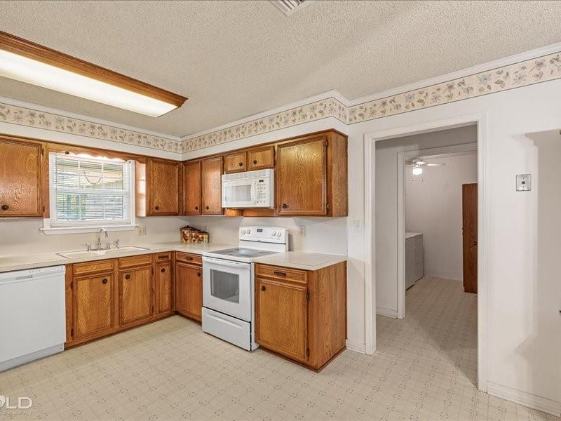 property viewer photo 10