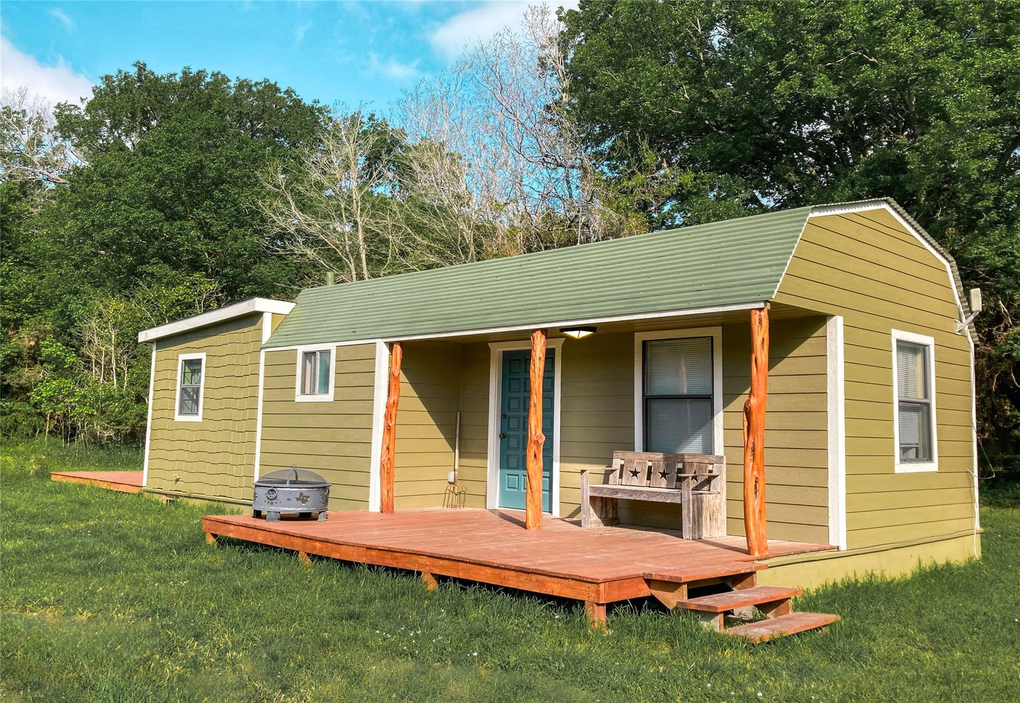 main property photo 9