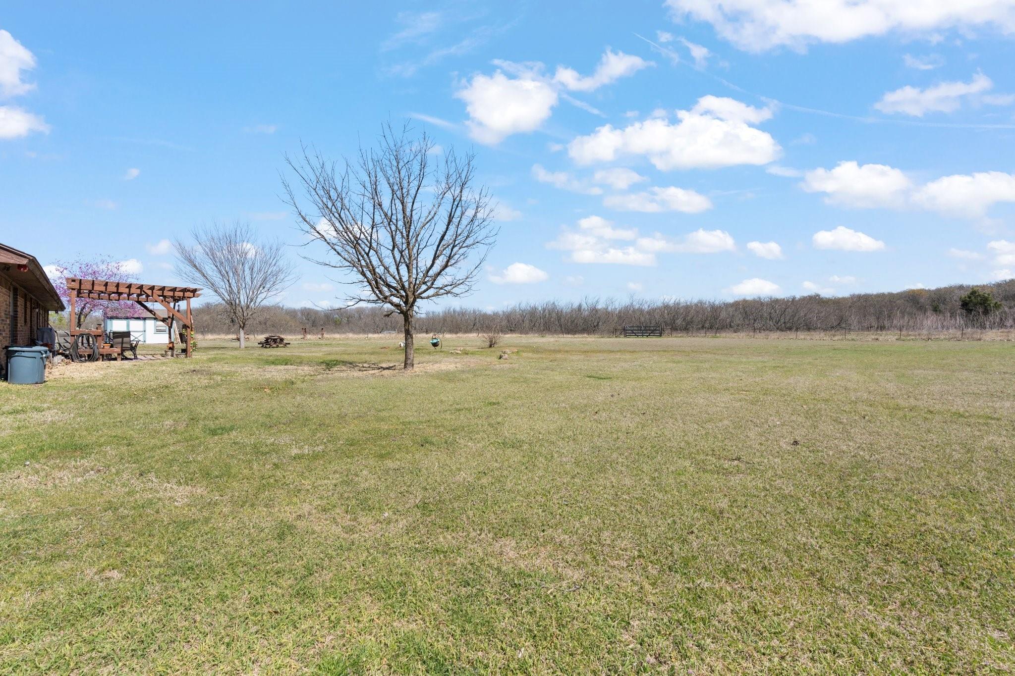 main property photo 13