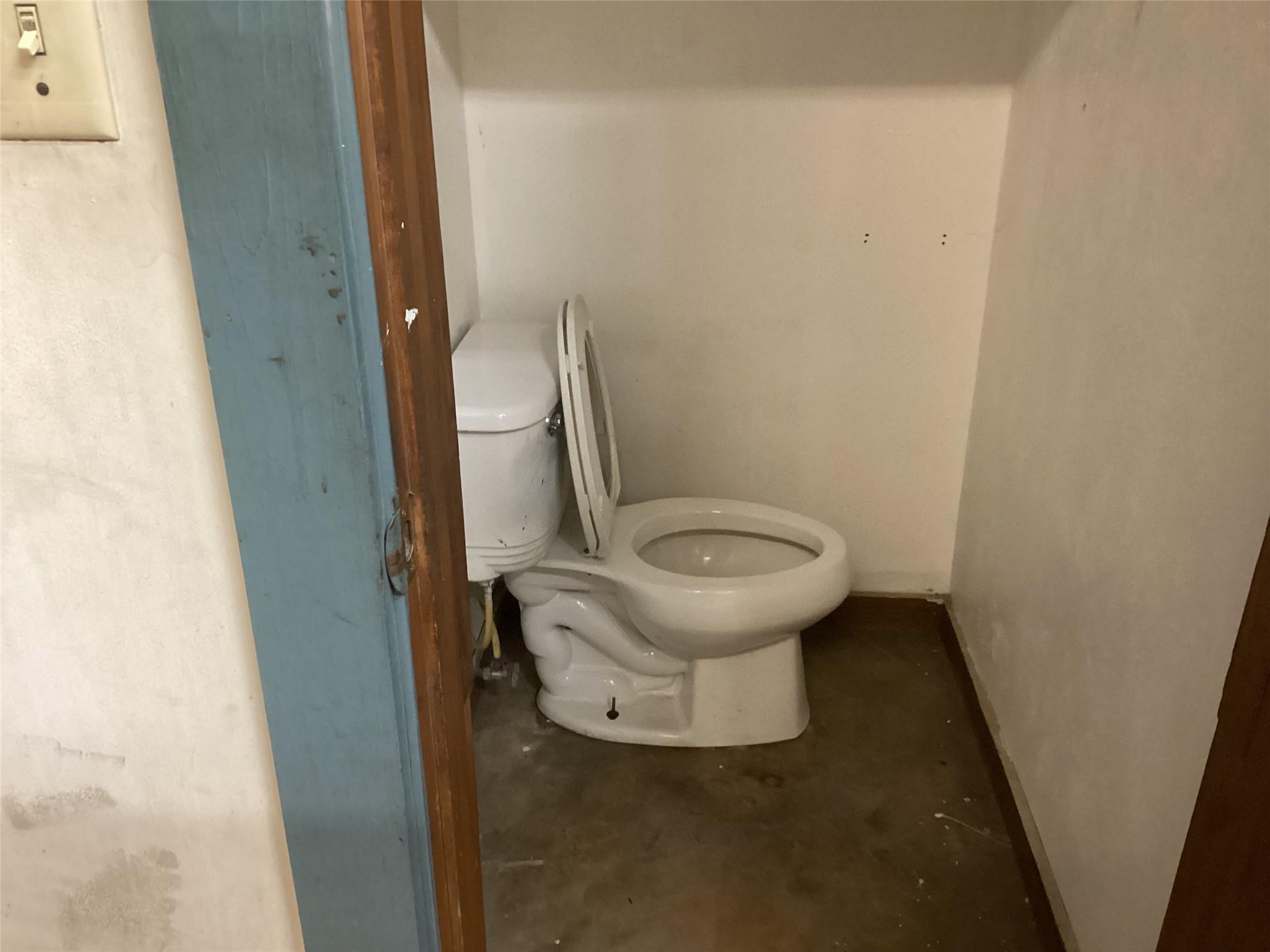 main property photo 10