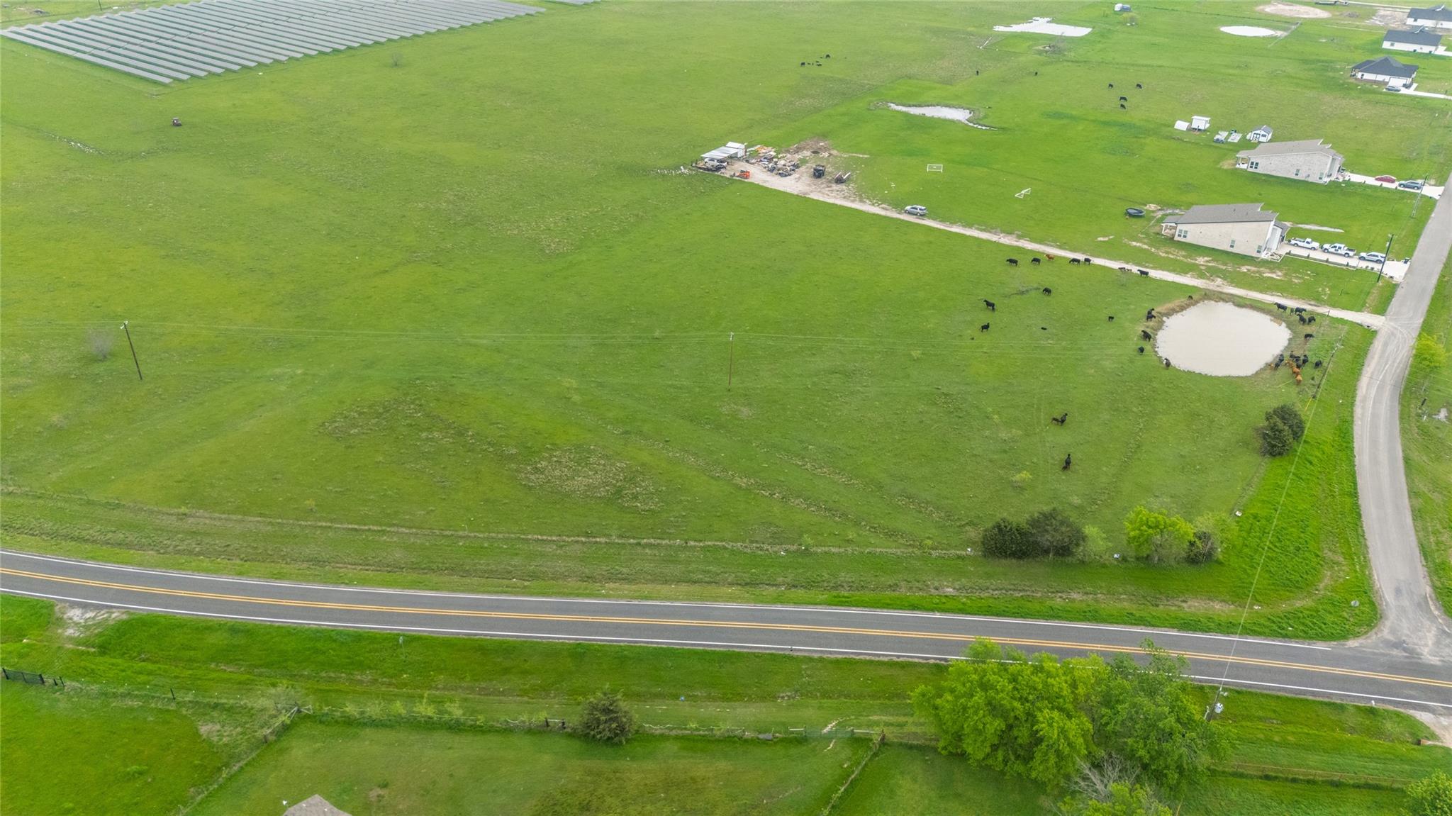 main property photo 12