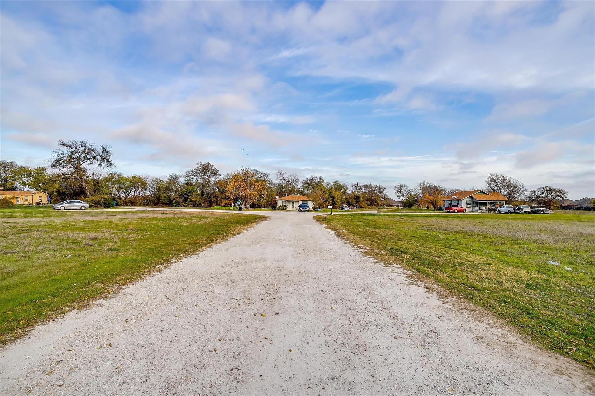 main property photo 18