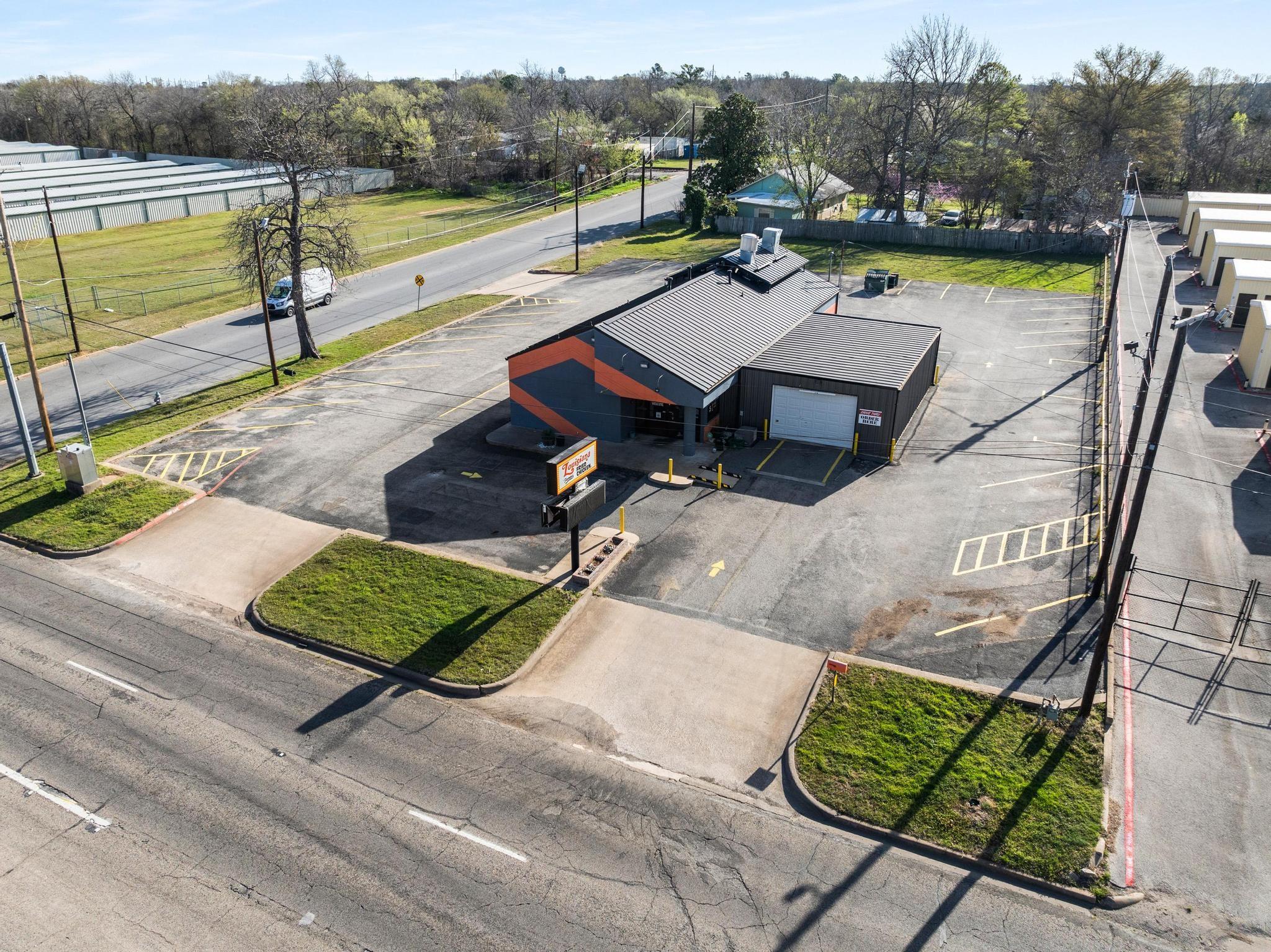 main property photo 4