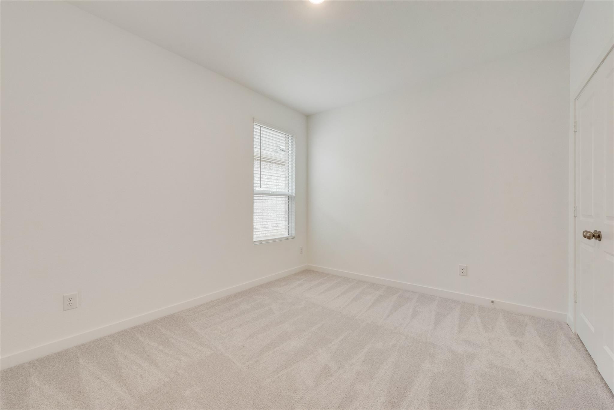 property viewer photo 14