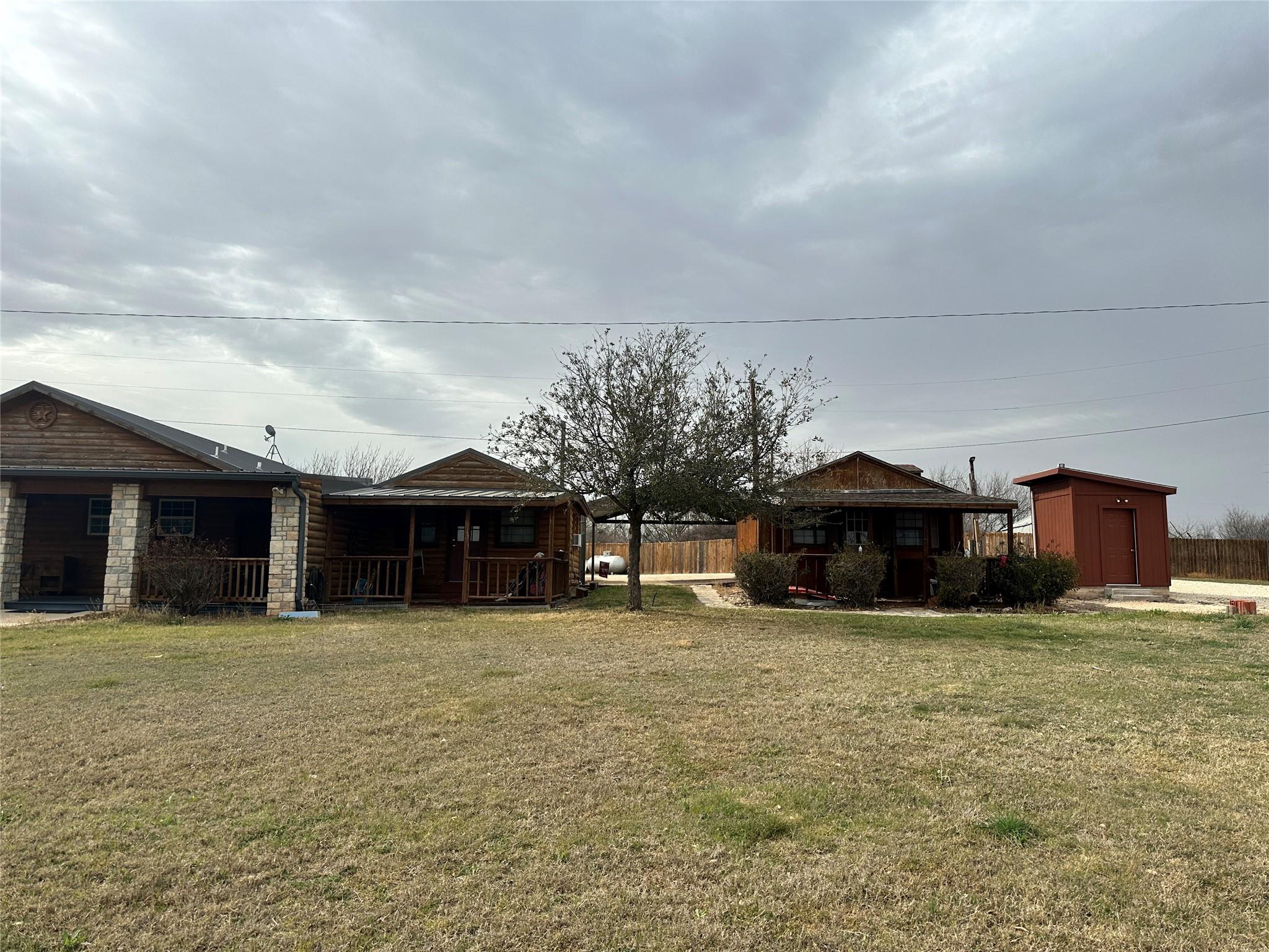main property photo 9