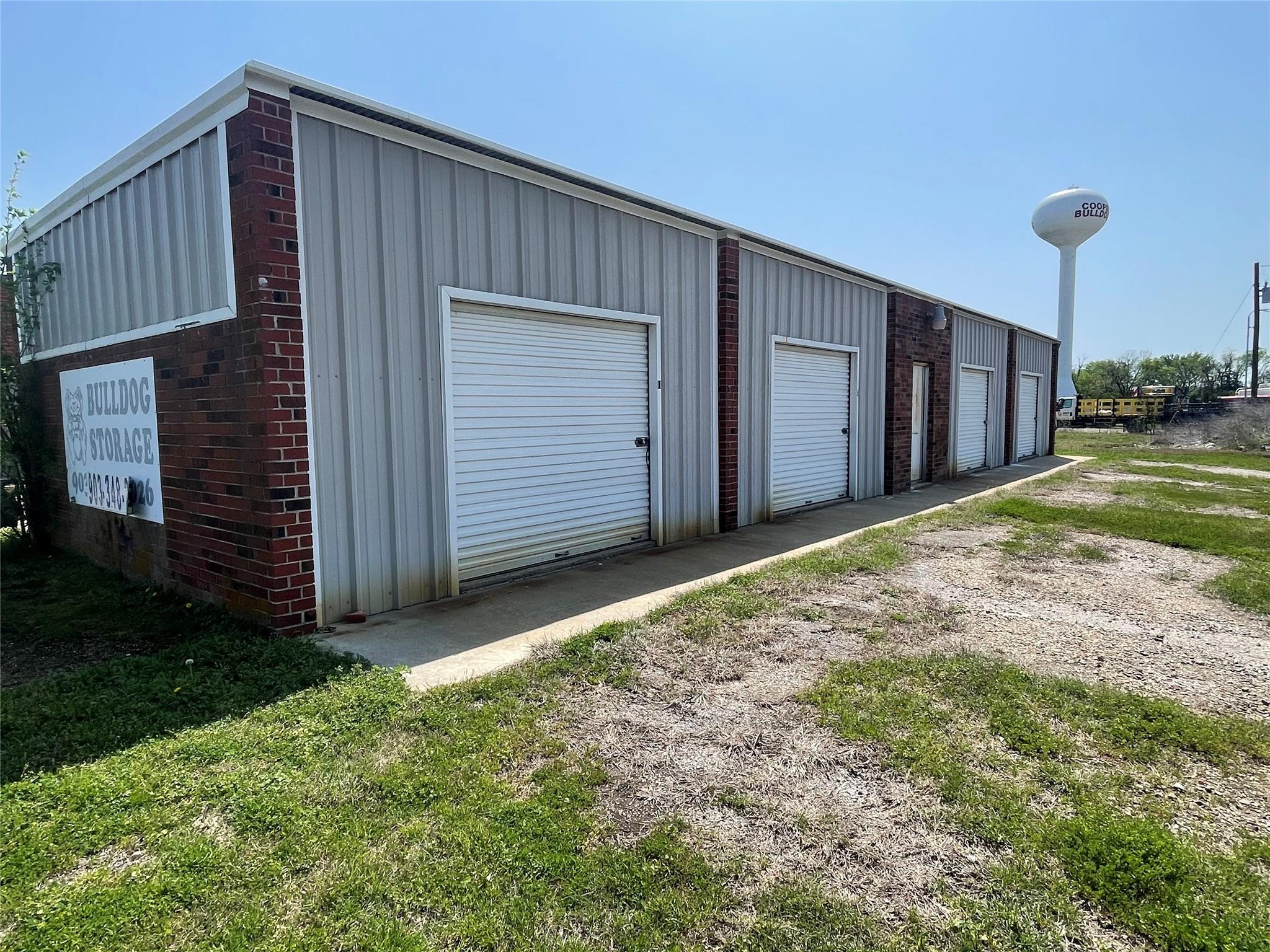 main property photo 10