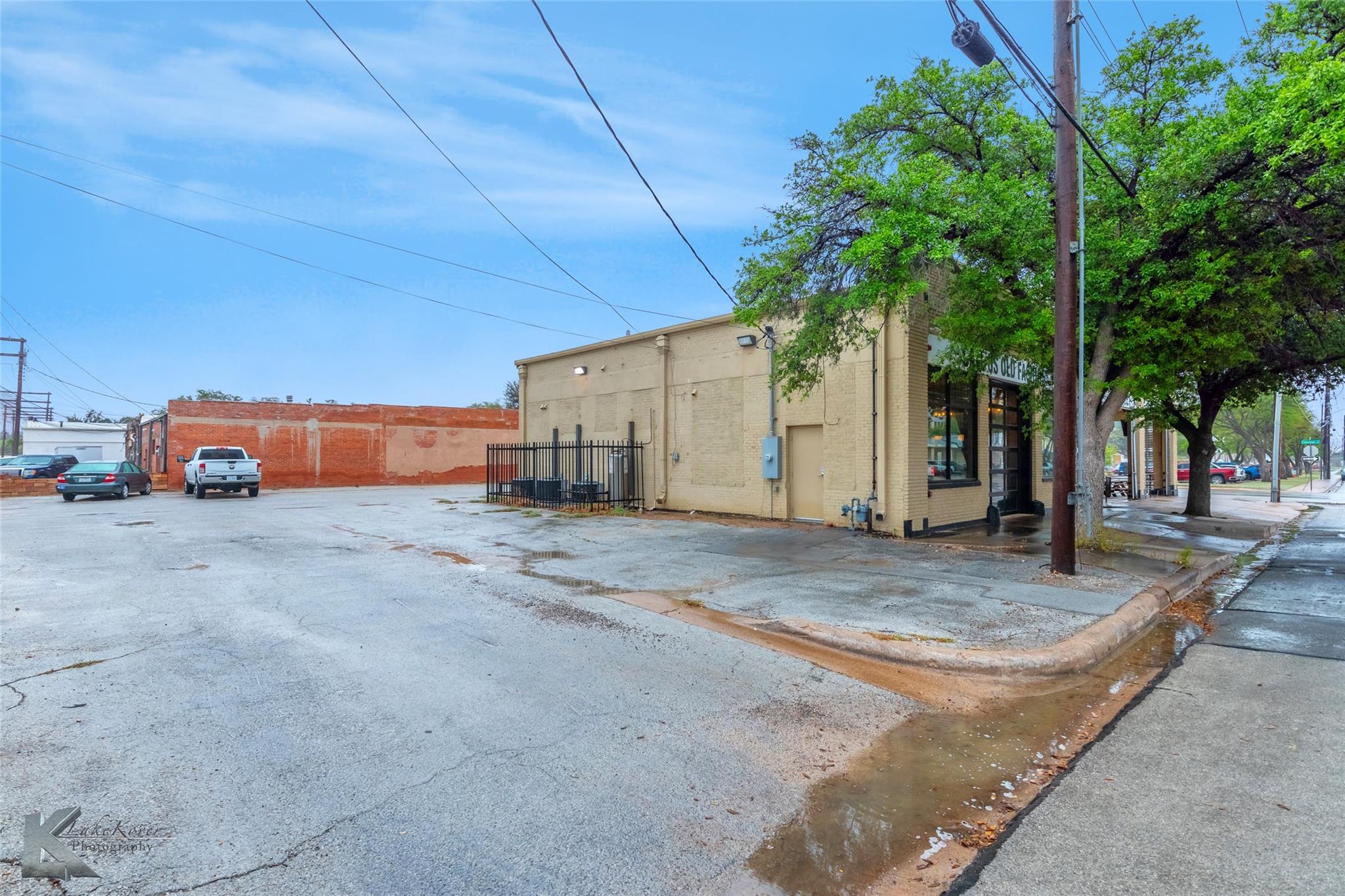main property photo 8
