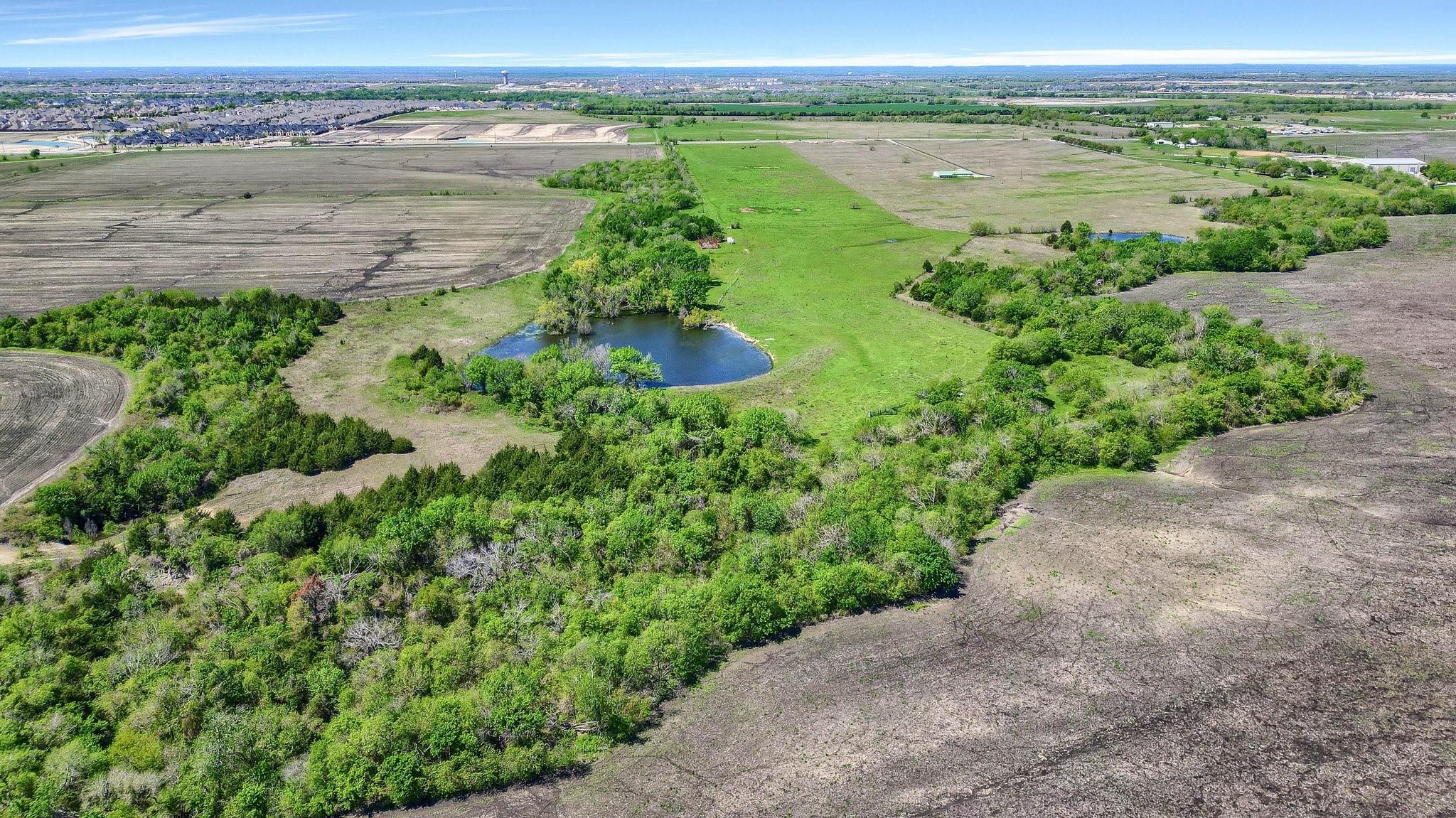 main property photo 16