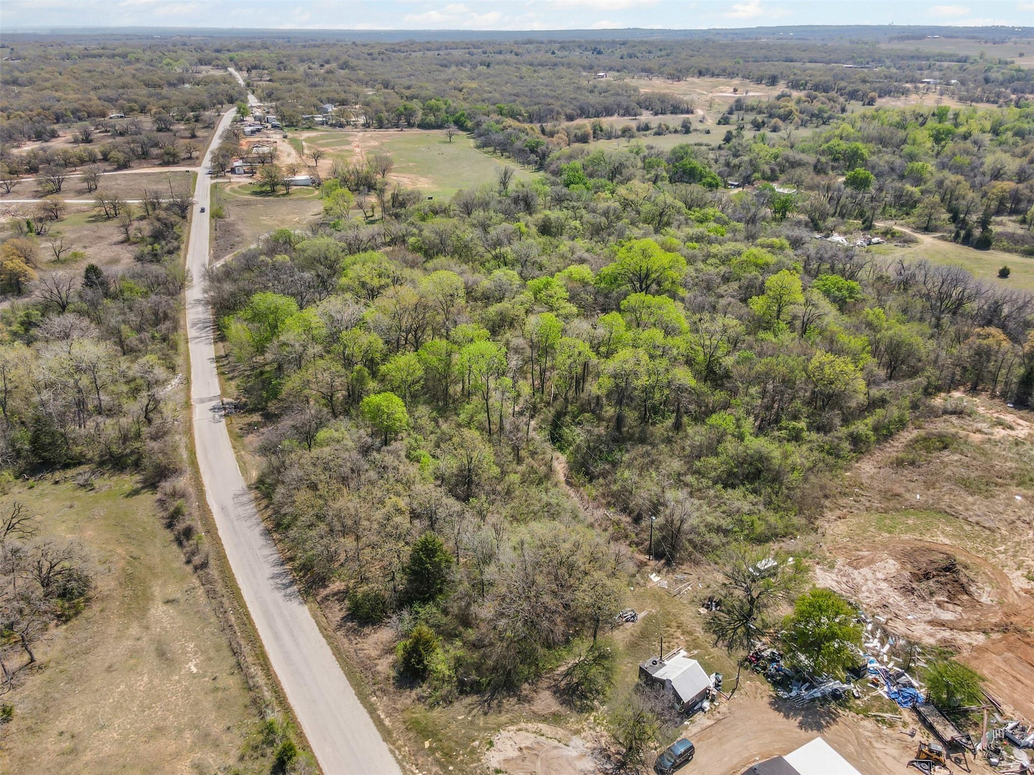 main property photo 6