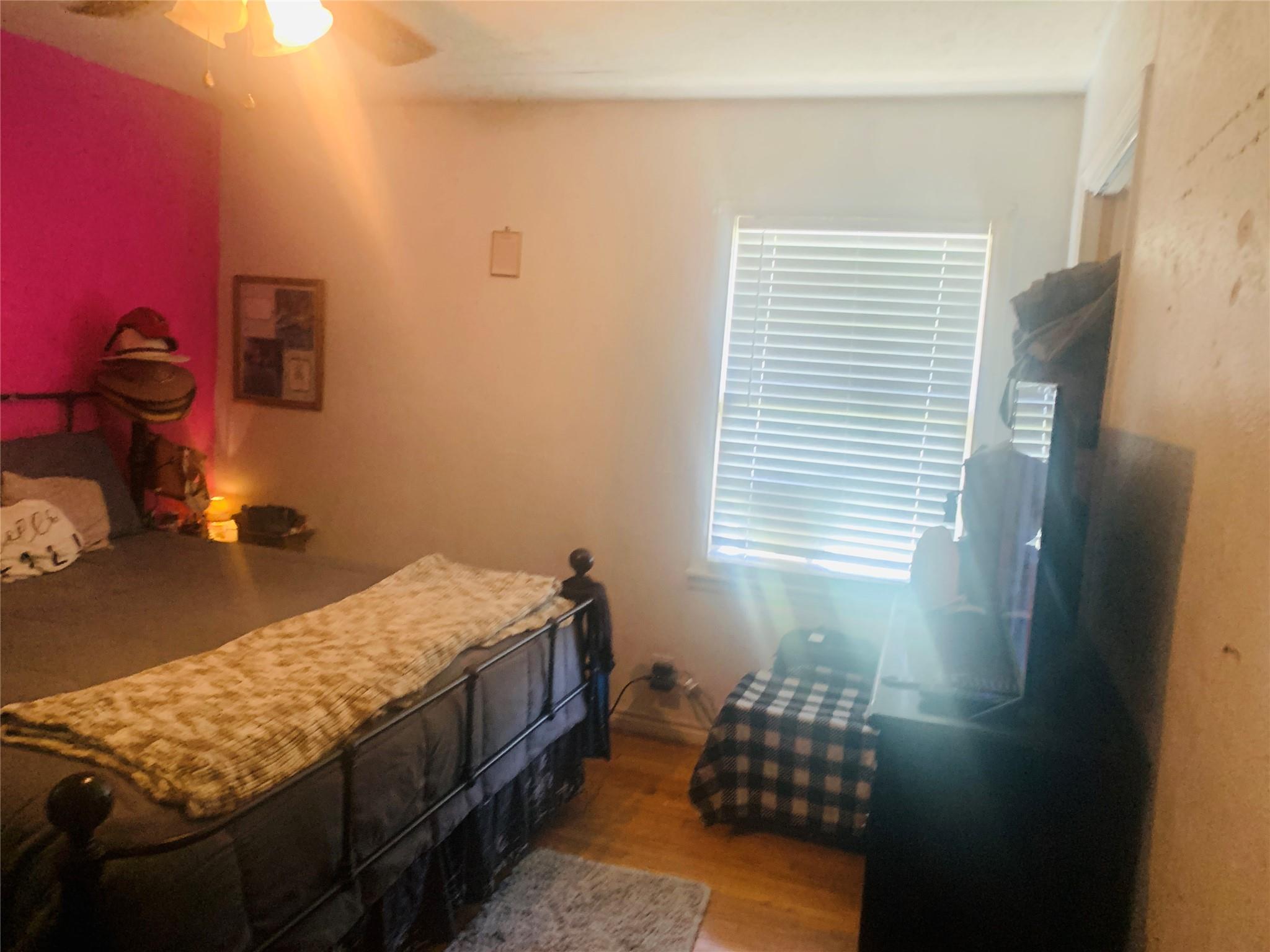 property viewer photo 22