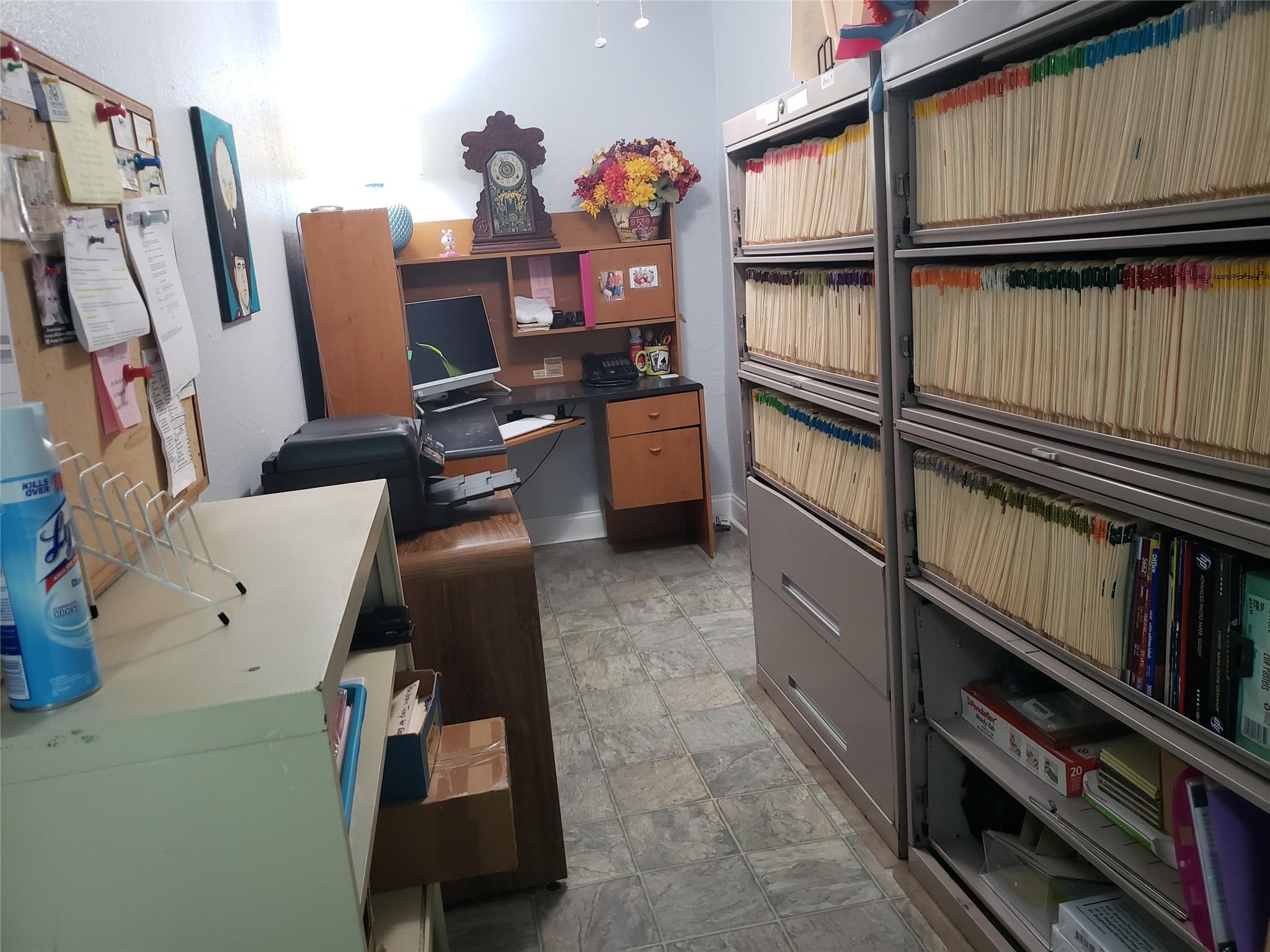 main property photo 6