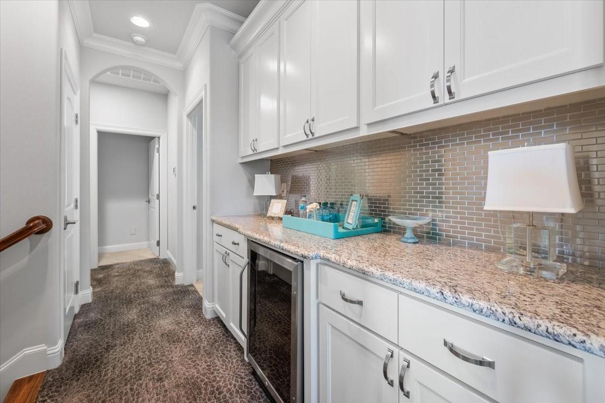 property viewer photo 23