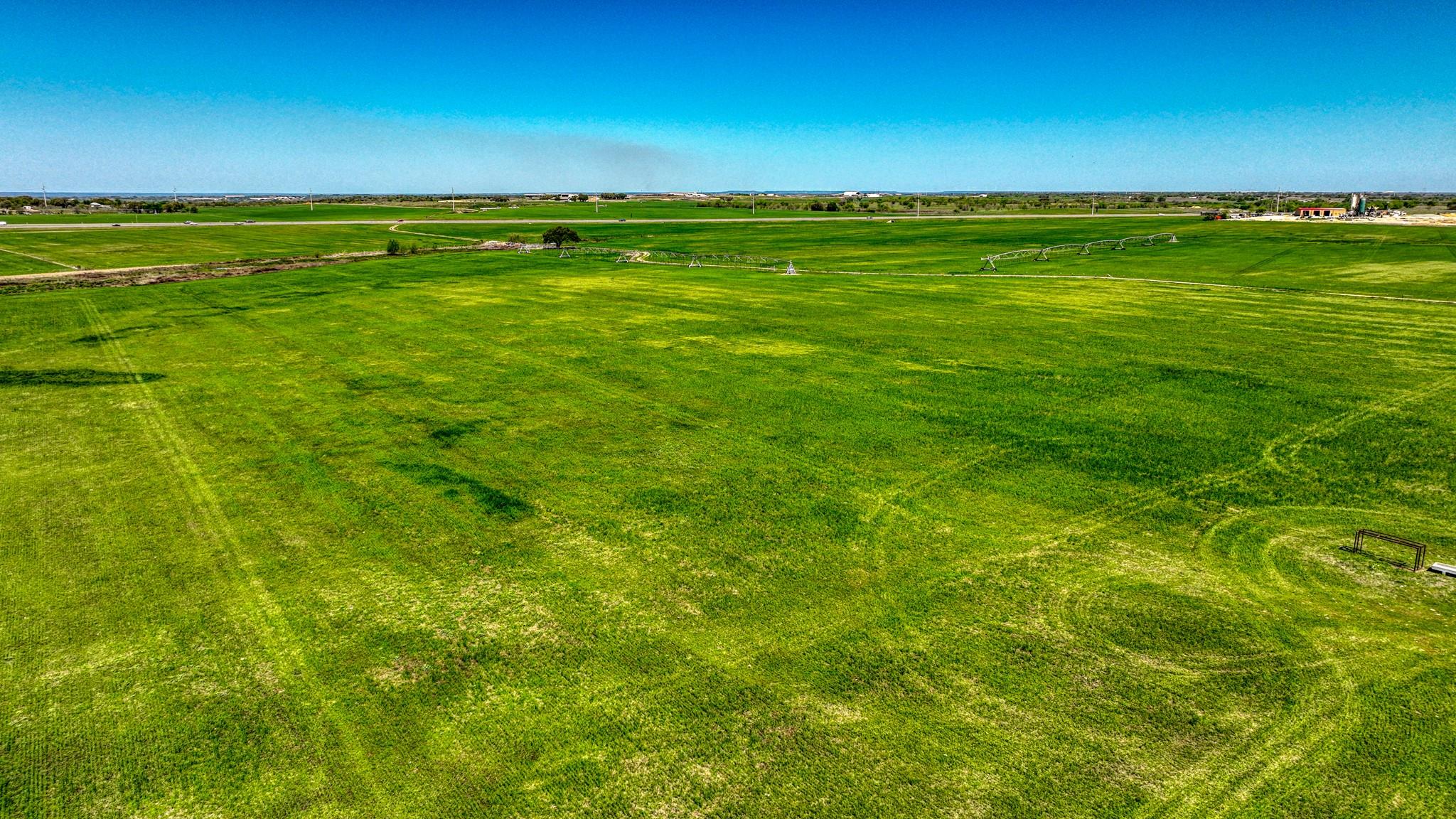 main property photo 19