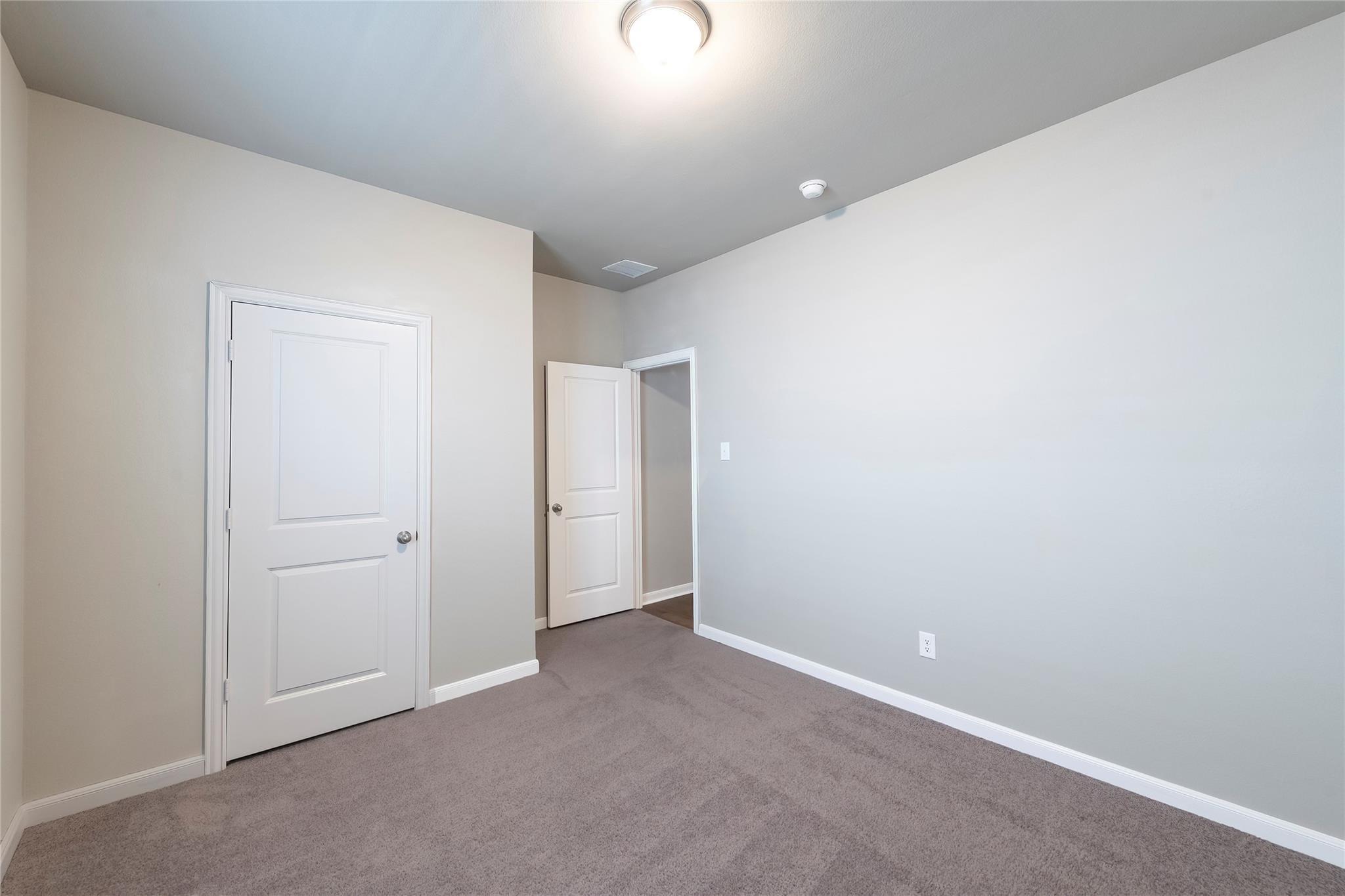 property viewer photo 15