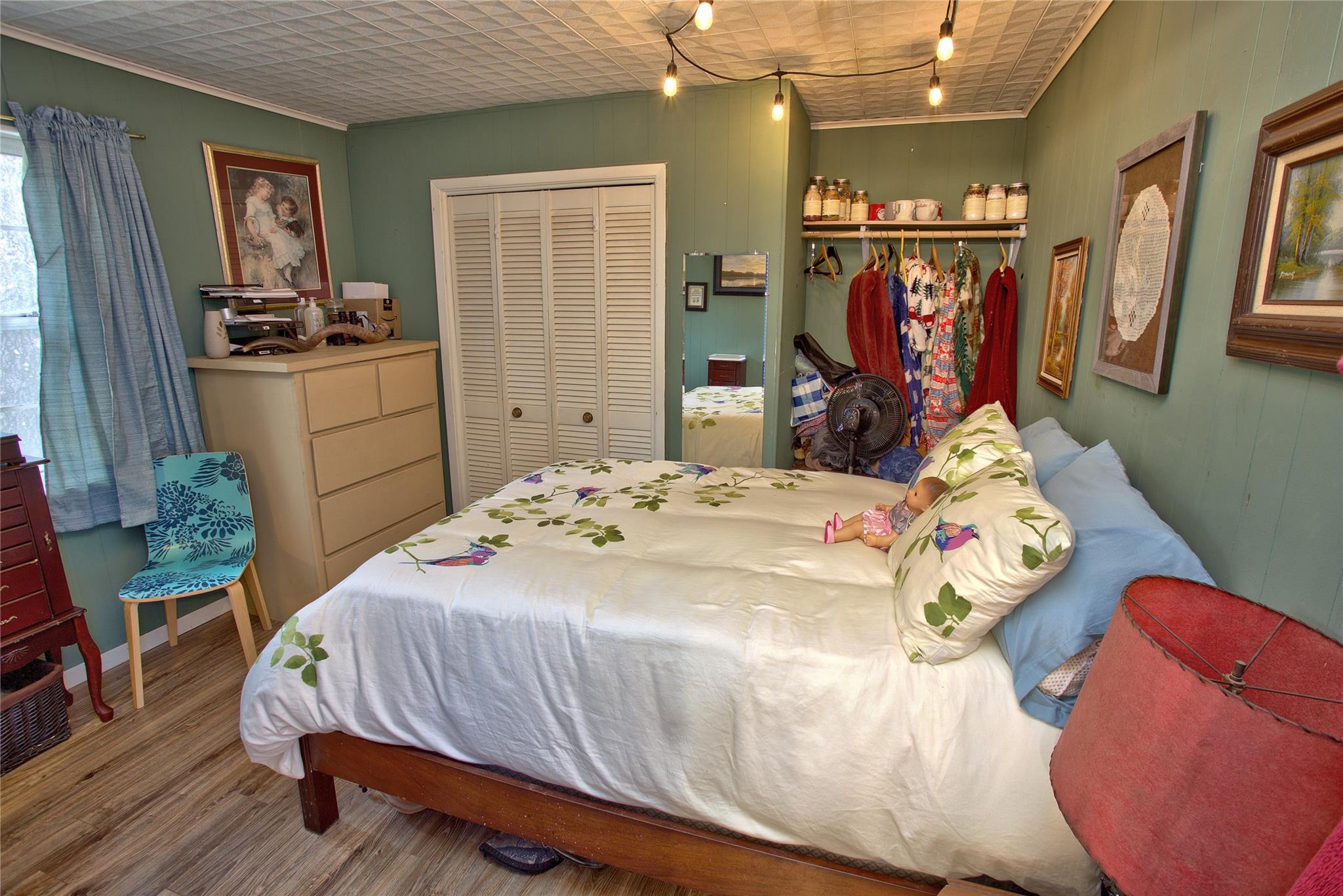 main property photo 15